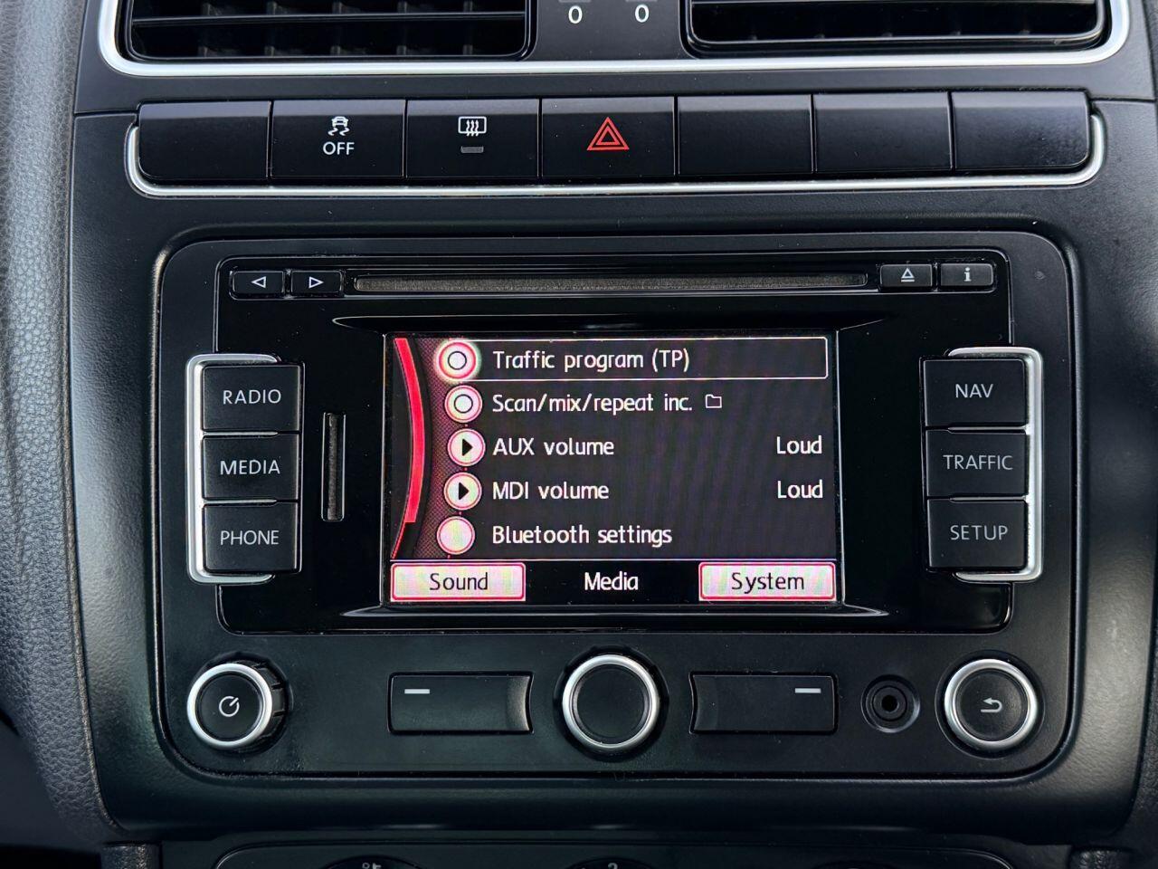 Volkswagen Polo view 33