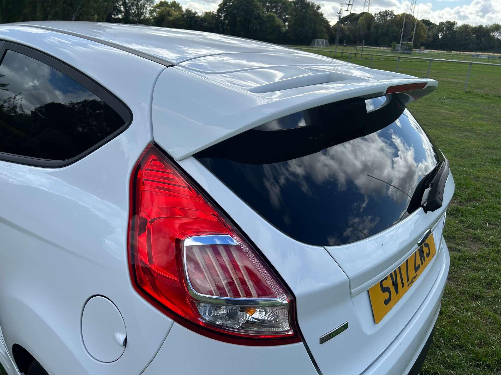 Ford Fiesta view 20