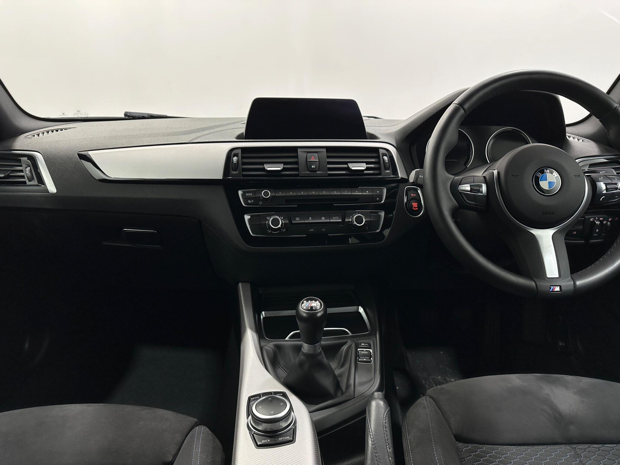 BMW 2 Series view 21