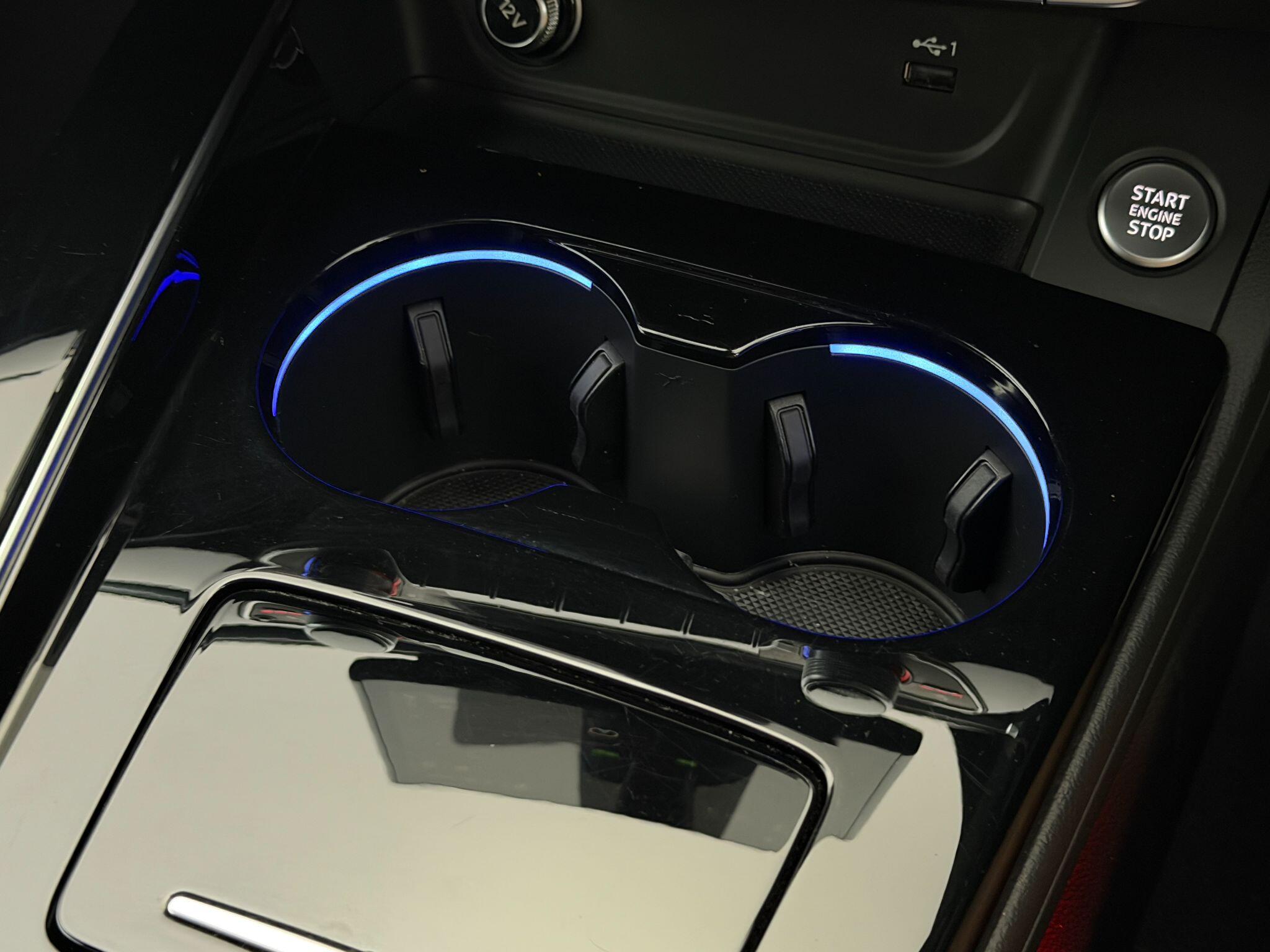 Audi A4 view 25