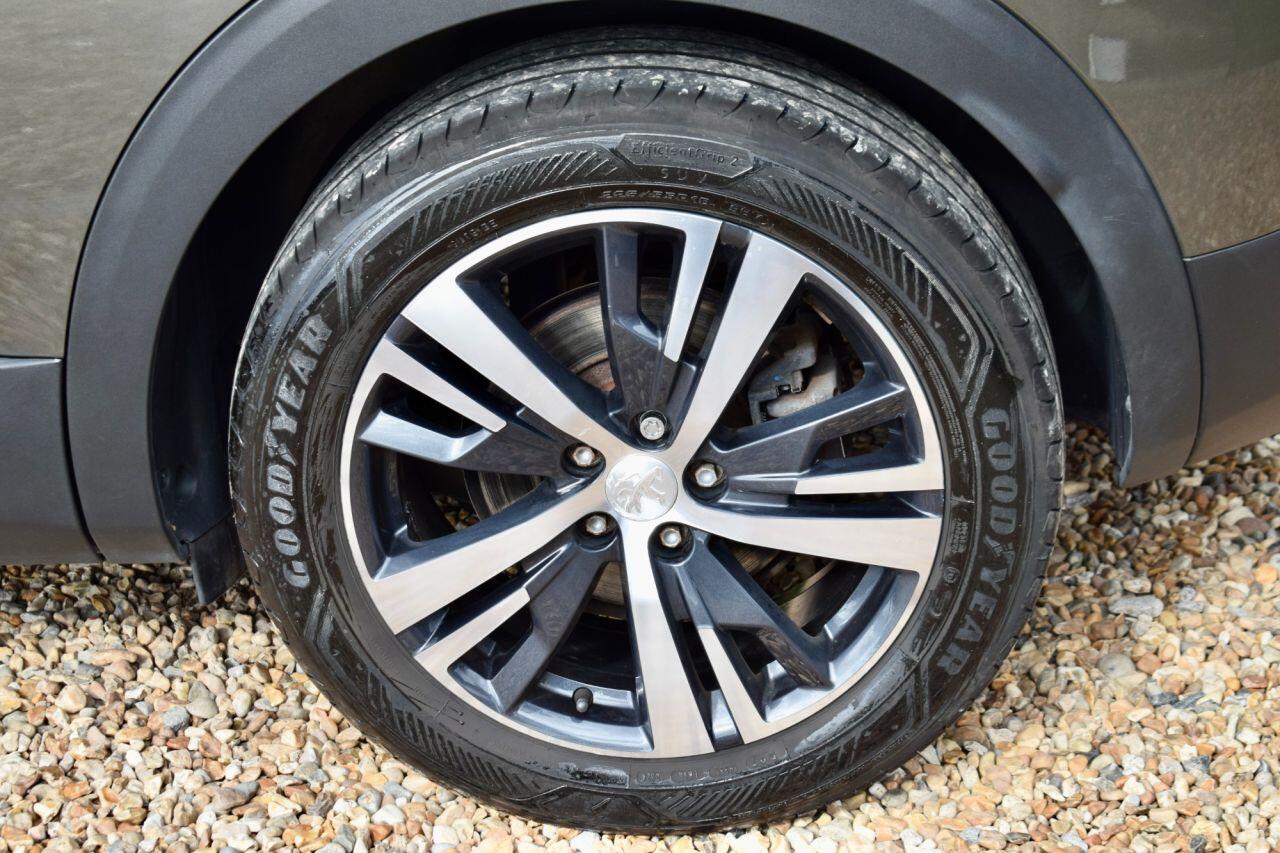 Peugeot 3008 view 20