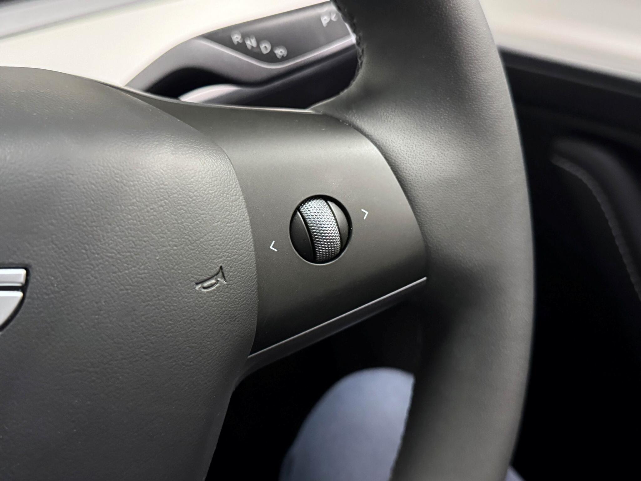 Tesla Model Y view 16