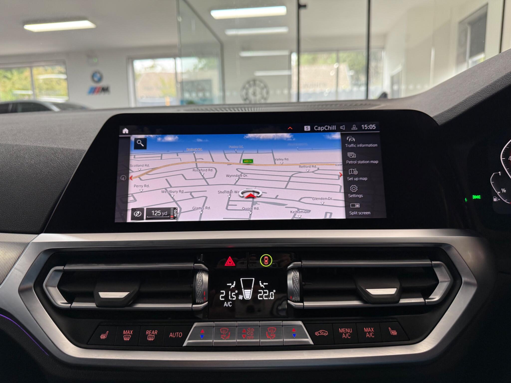 BMW 3 Series view 11