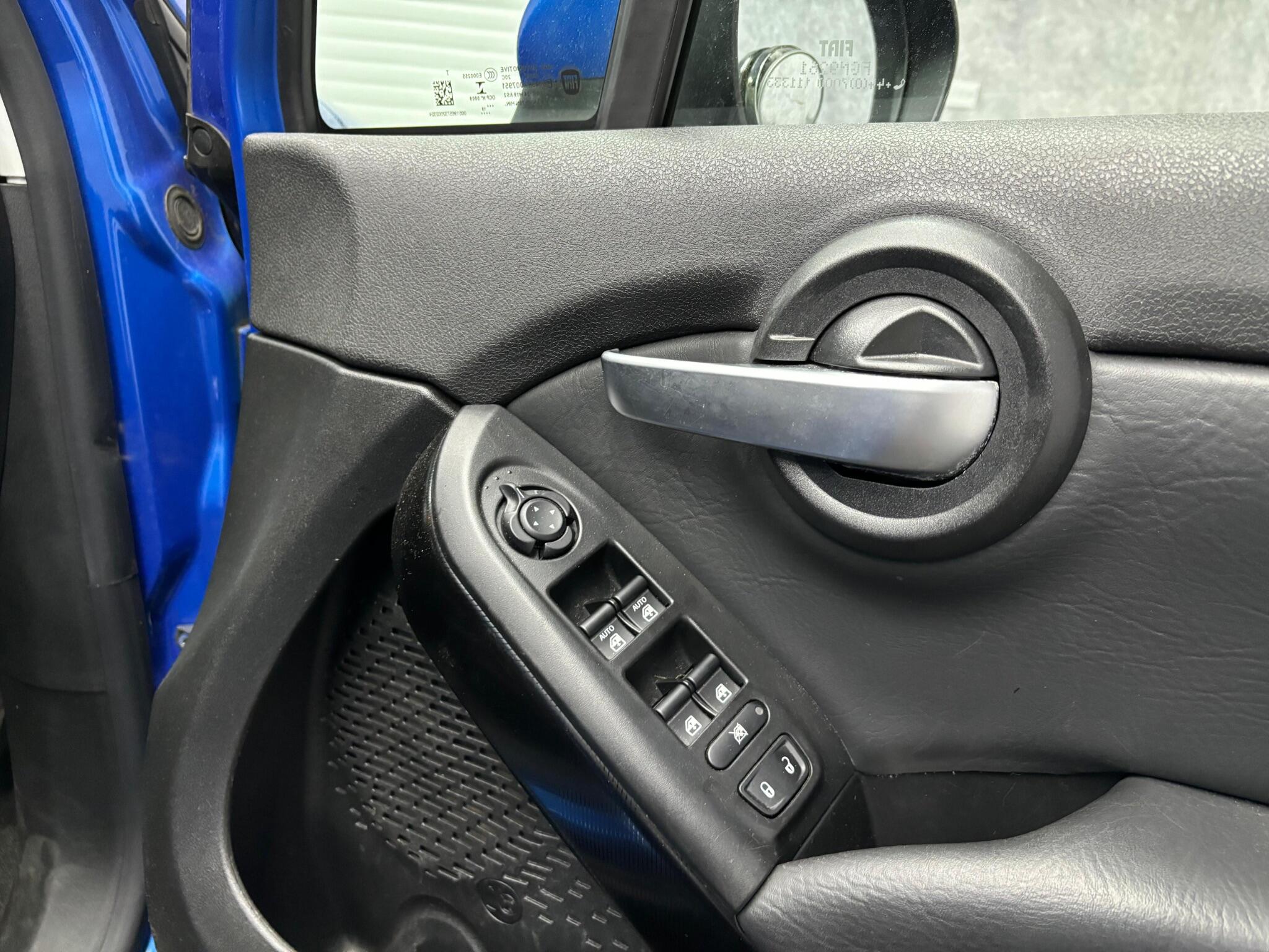 Fiat 500x view 11