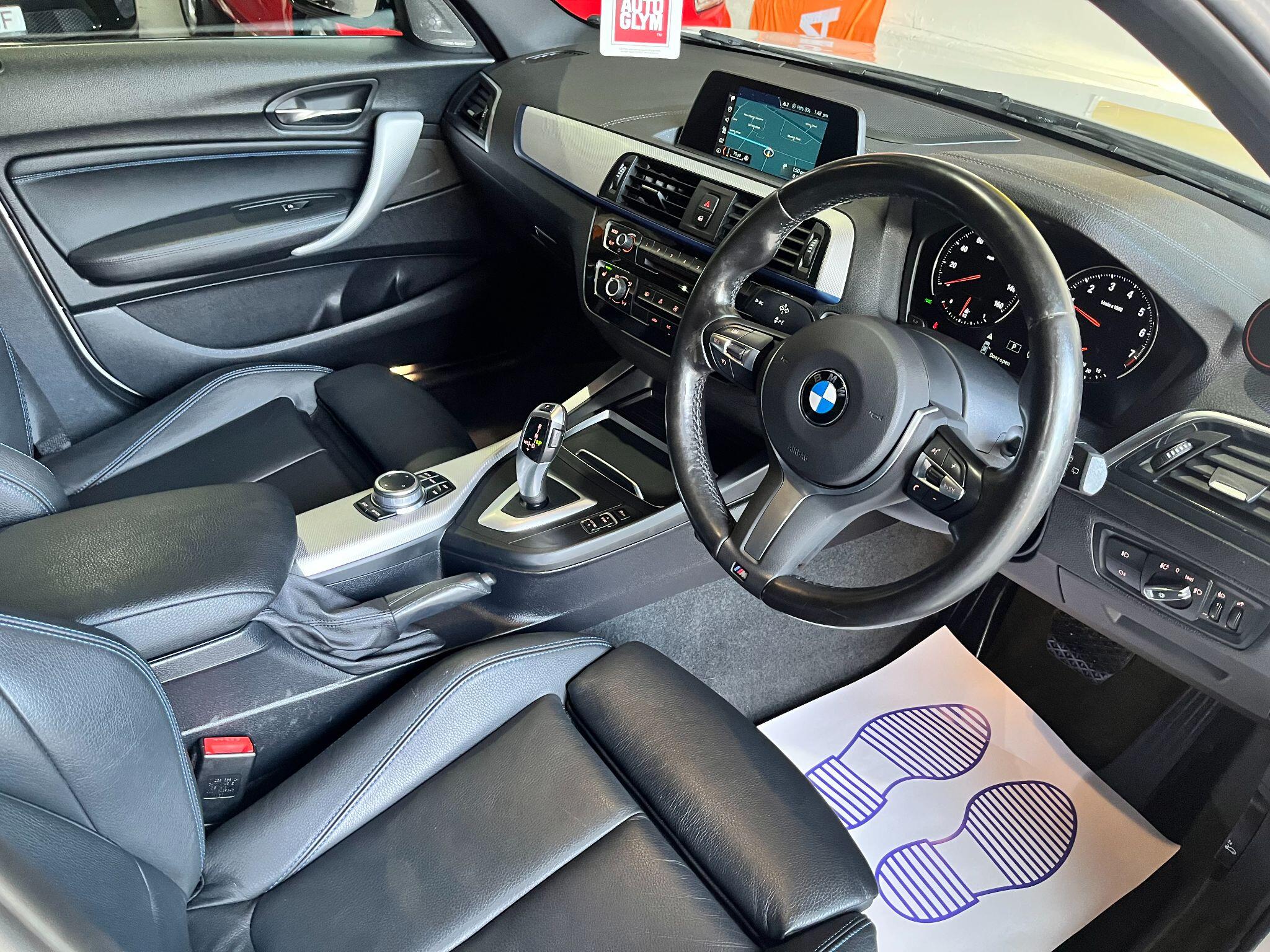 BMW 1 Series view 14