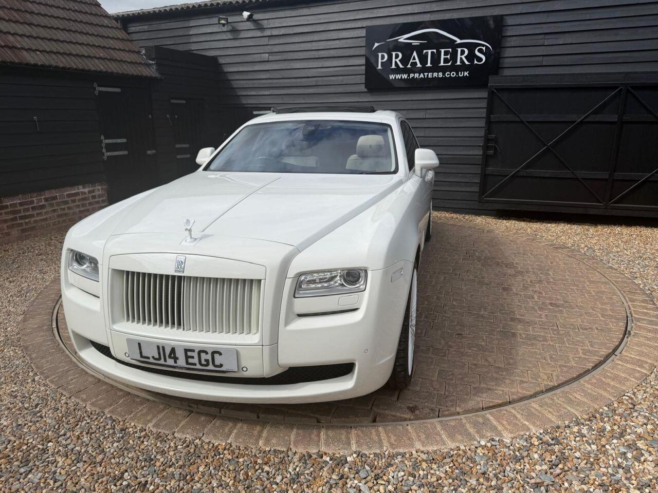 Rolls-Royce Ghost view 34