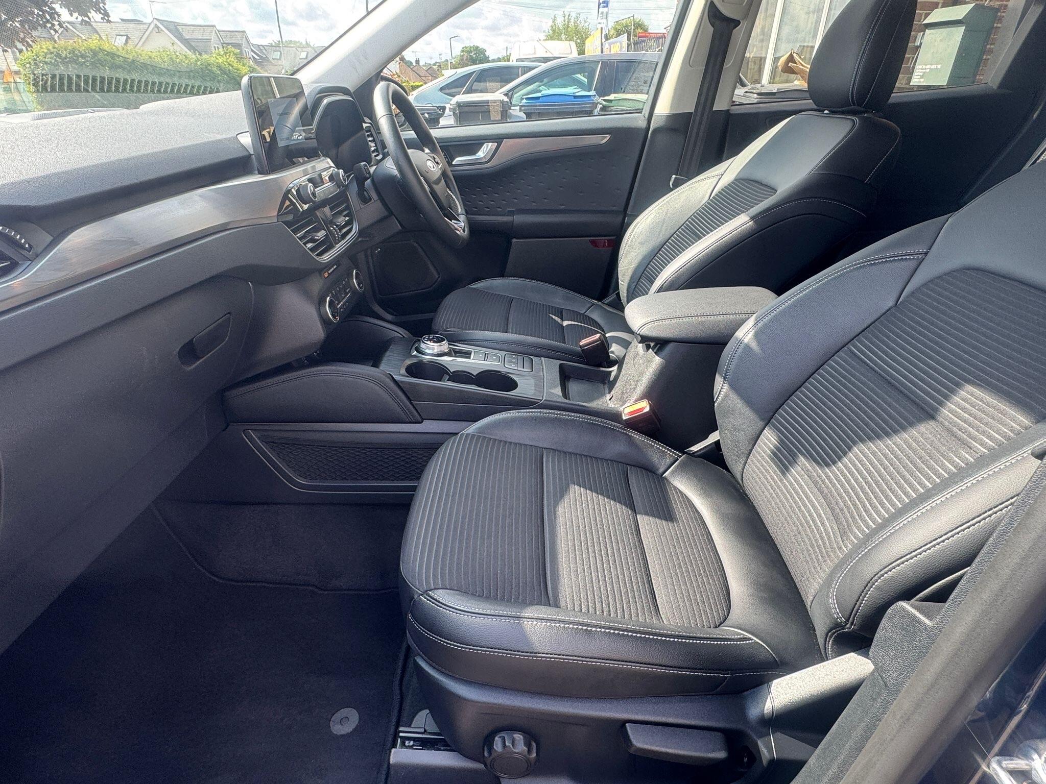Ford Kuga view 33