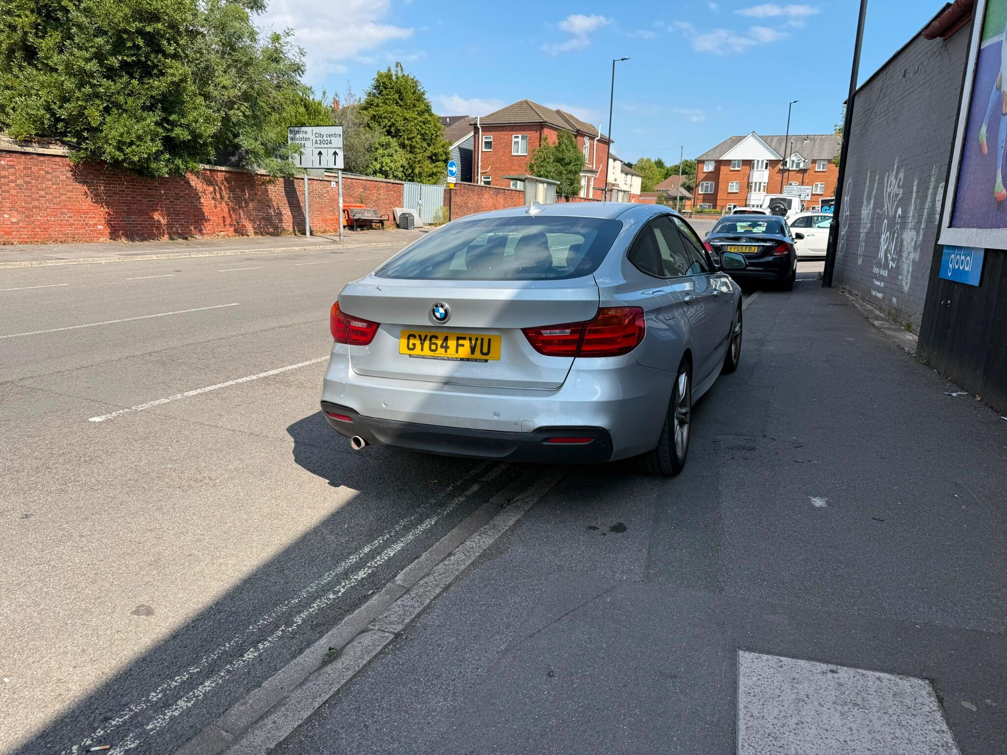 BMW 3 Series Gran Turismo view 9