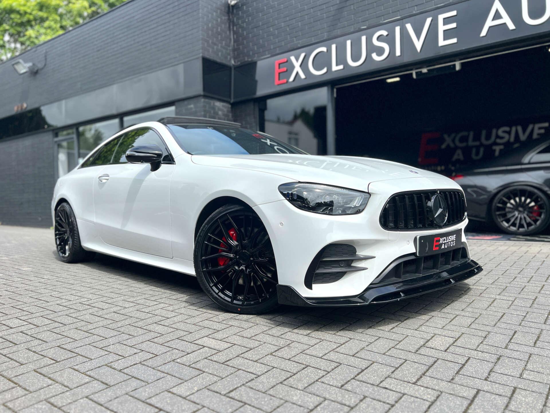 Mercedes-Benz E Class view 32