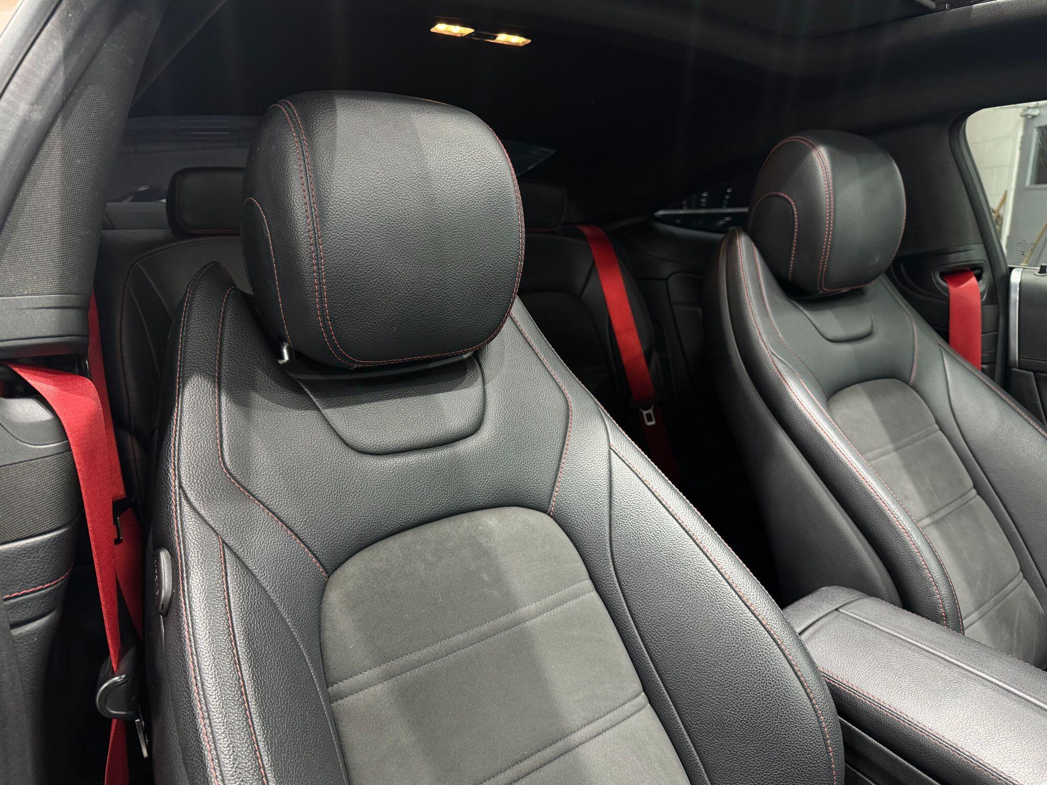 Mercedes-Benz C-Class view 14