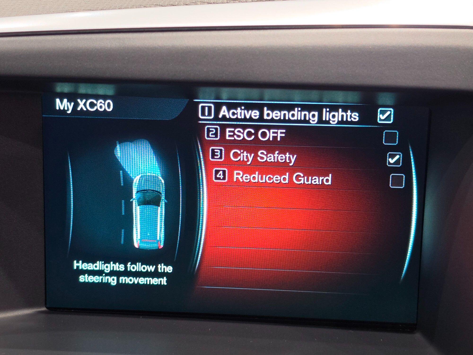 Volvo XC60 view 41