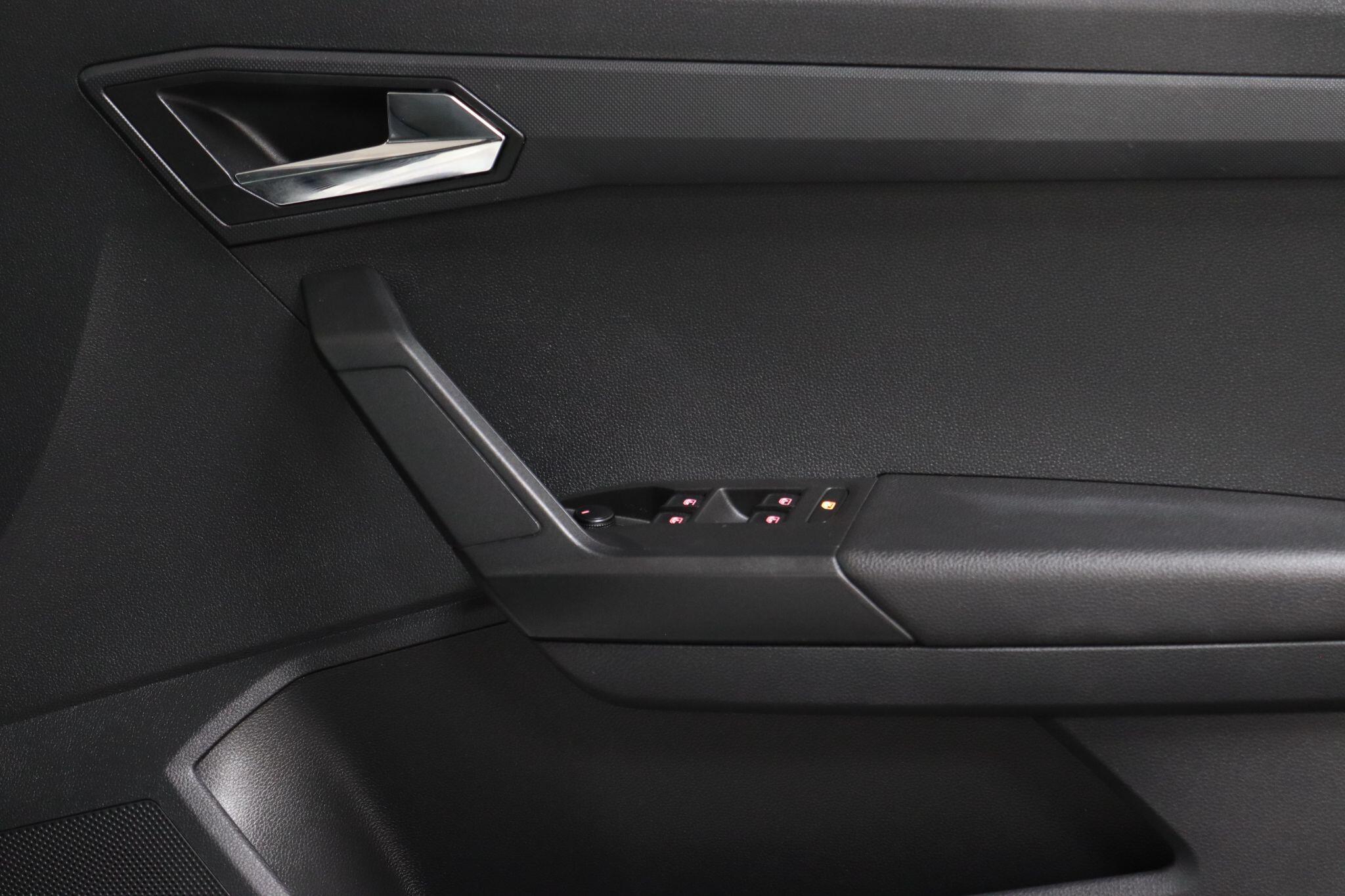Seat Arona view 36