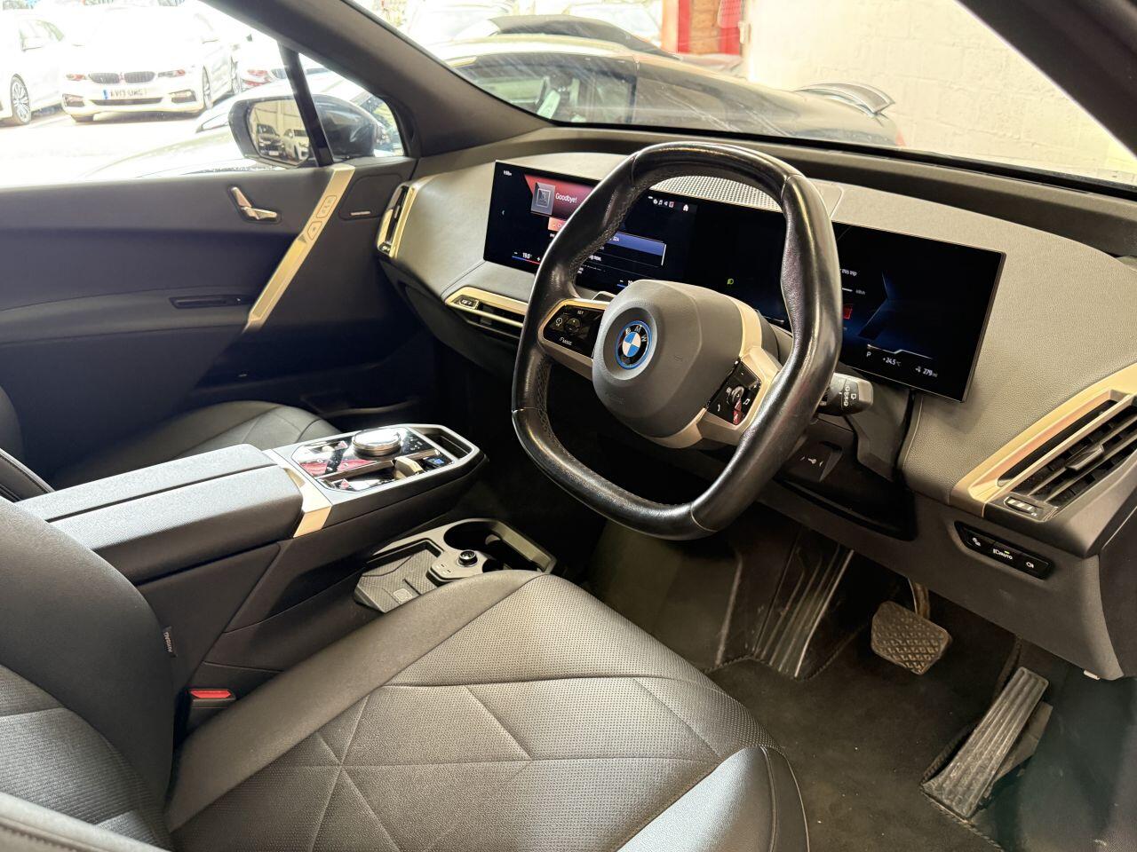 BMW Ix view 28