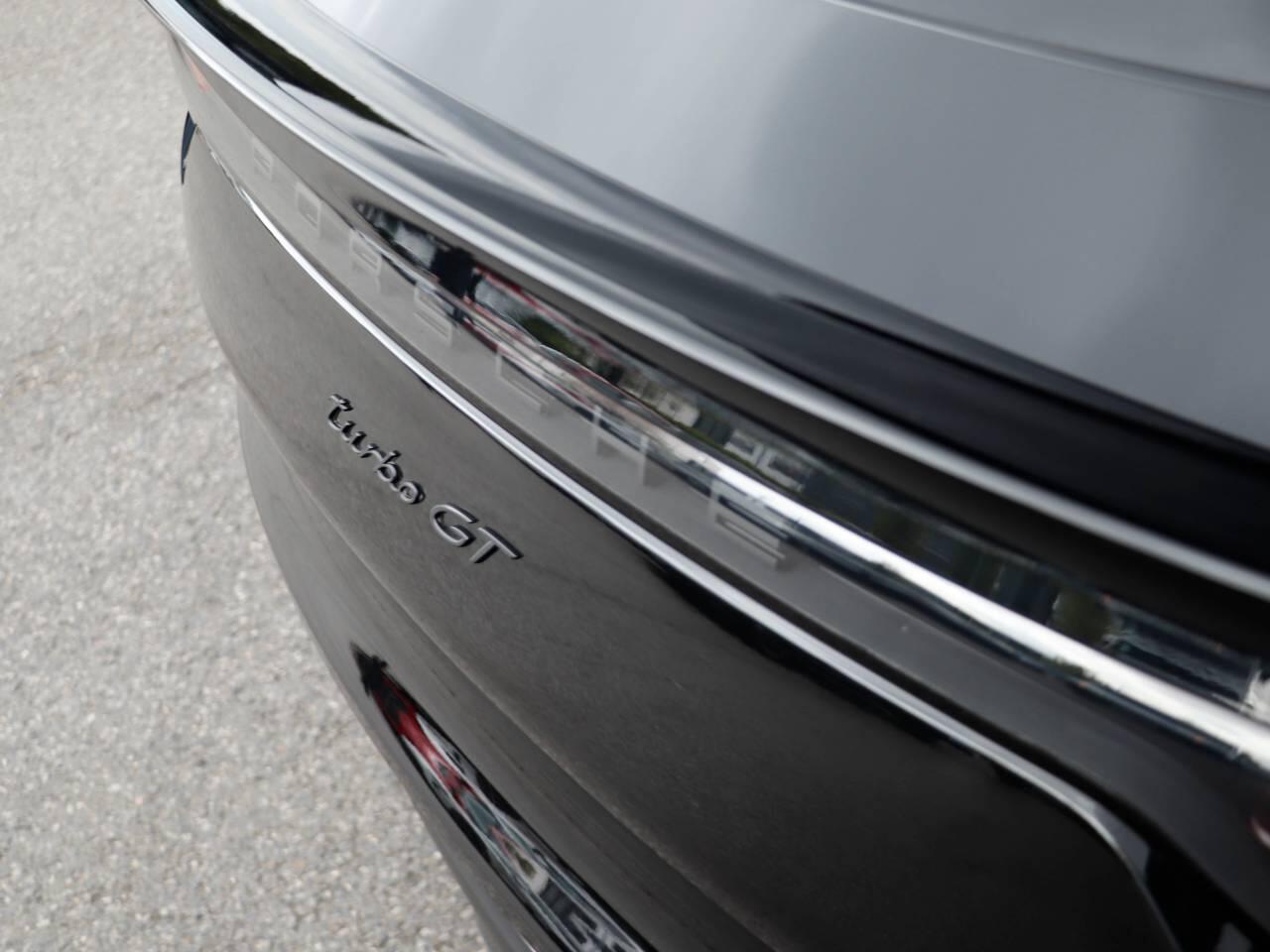 Porsche Cayenne view 30