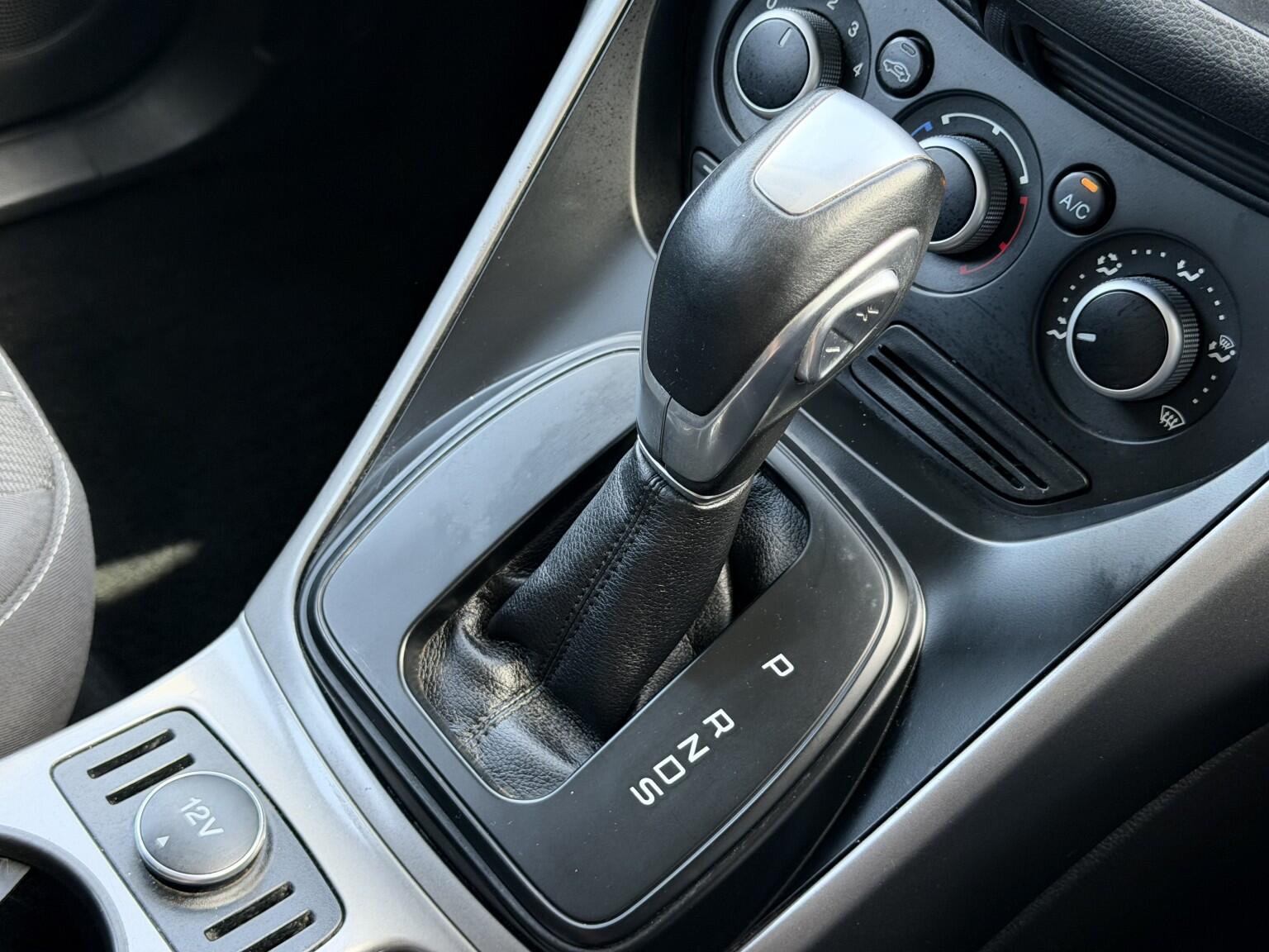 Ford Kuga view 19