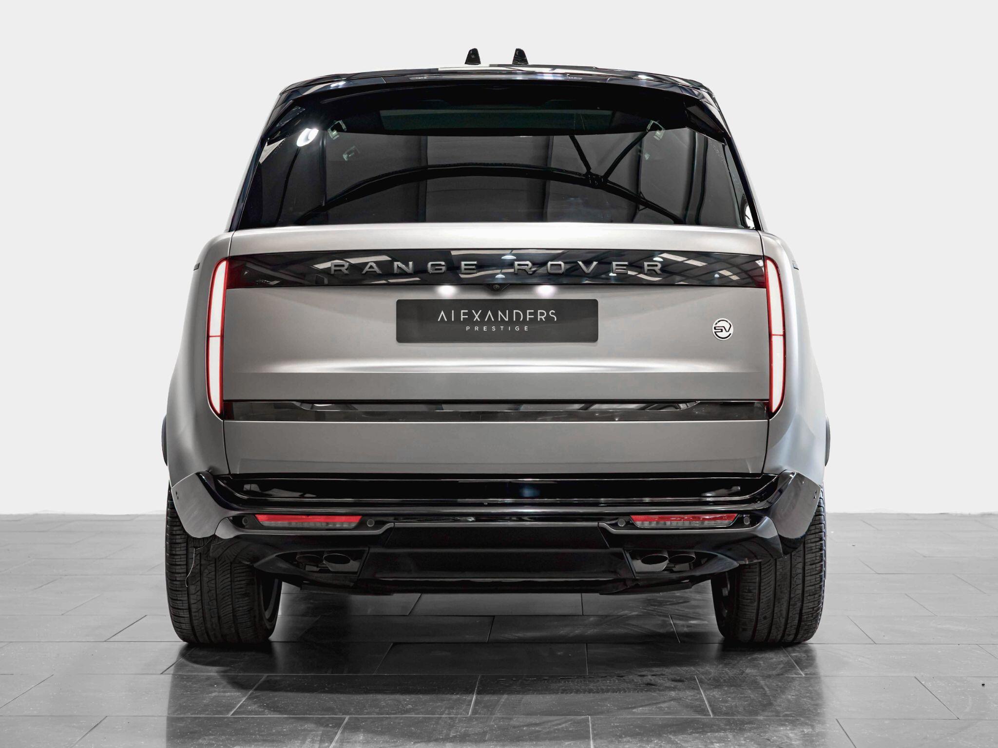 Land Rover Range Rover view 11