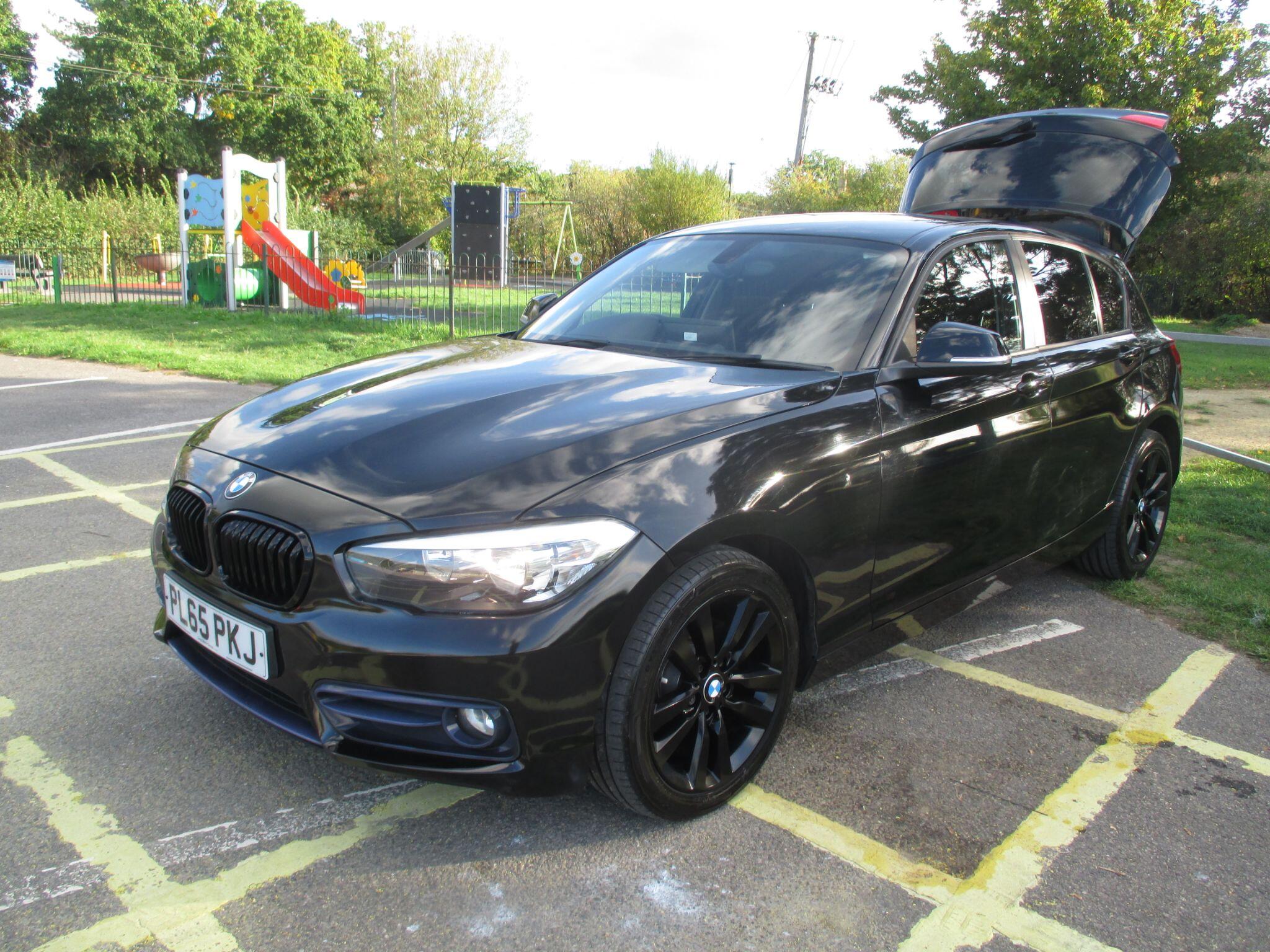 BMW 1 Series view 18