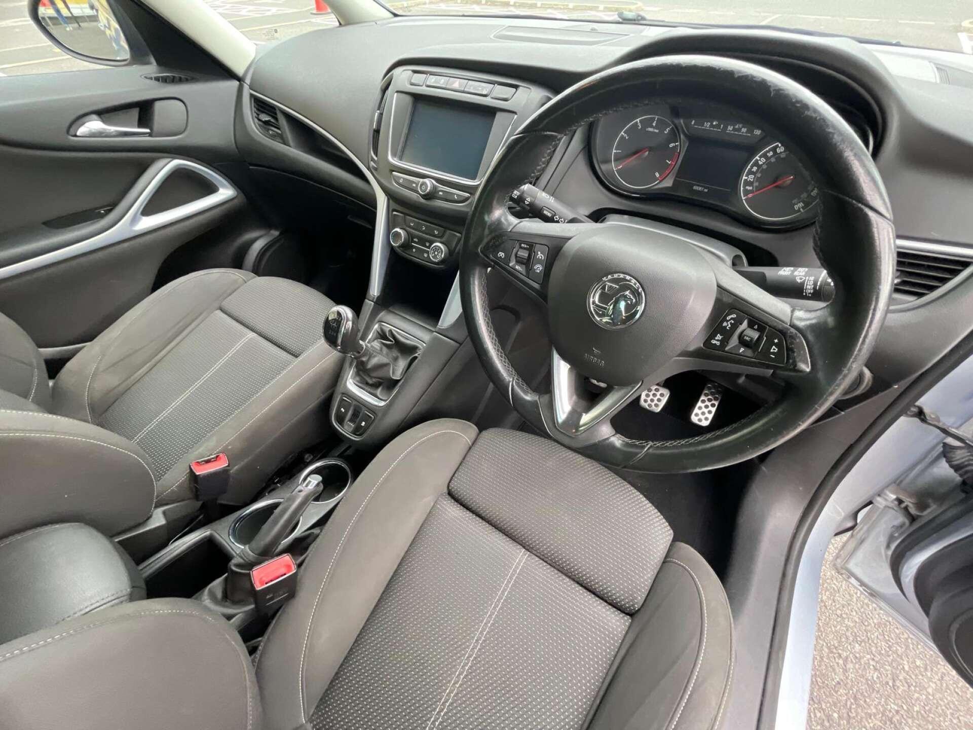 Vauxhall Zafira Tourer view 22