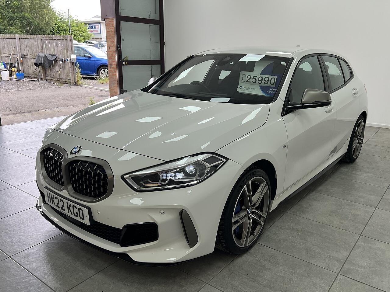 BMW 1 Series view 6