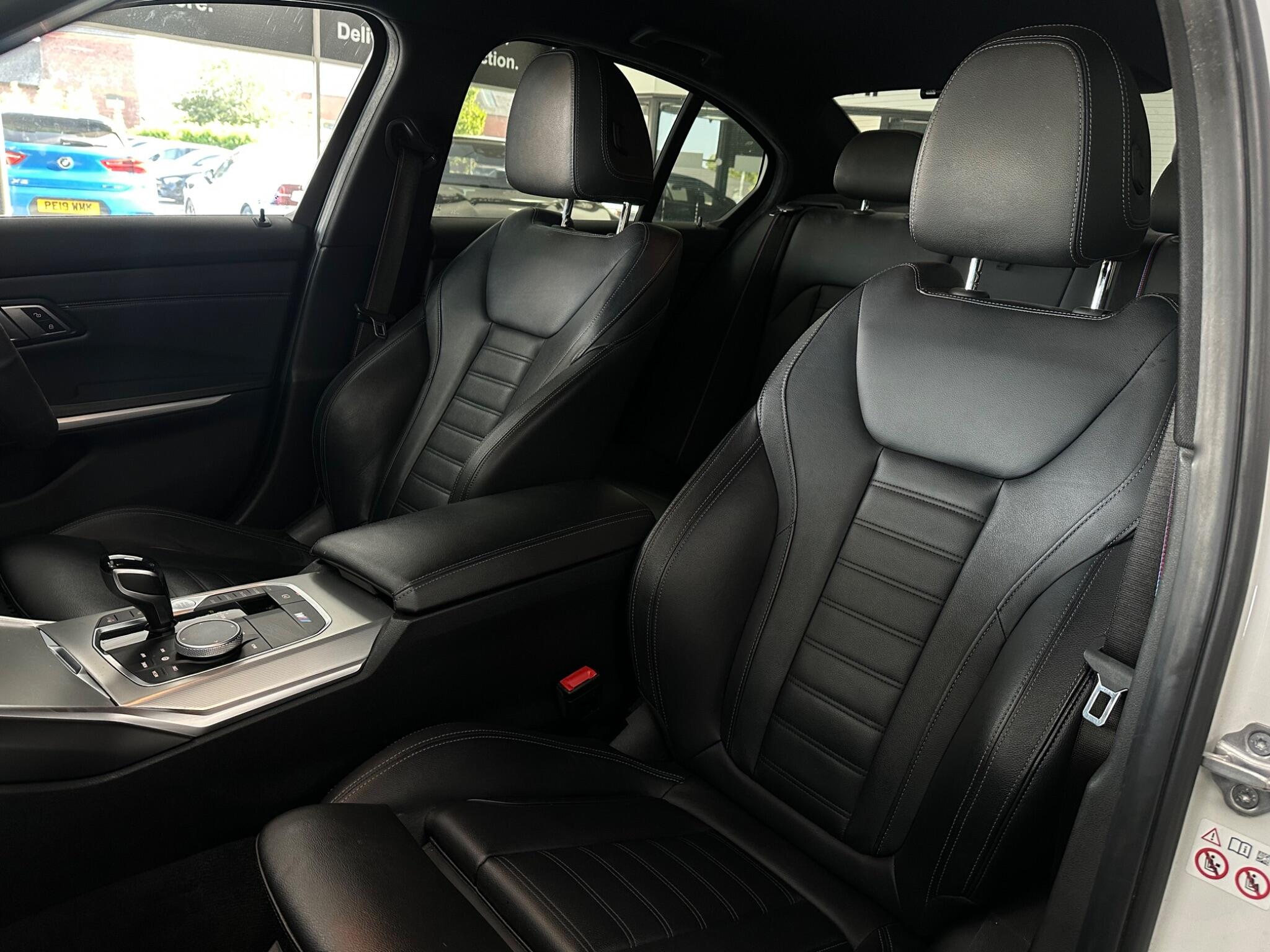 BMW 3 Series view 39