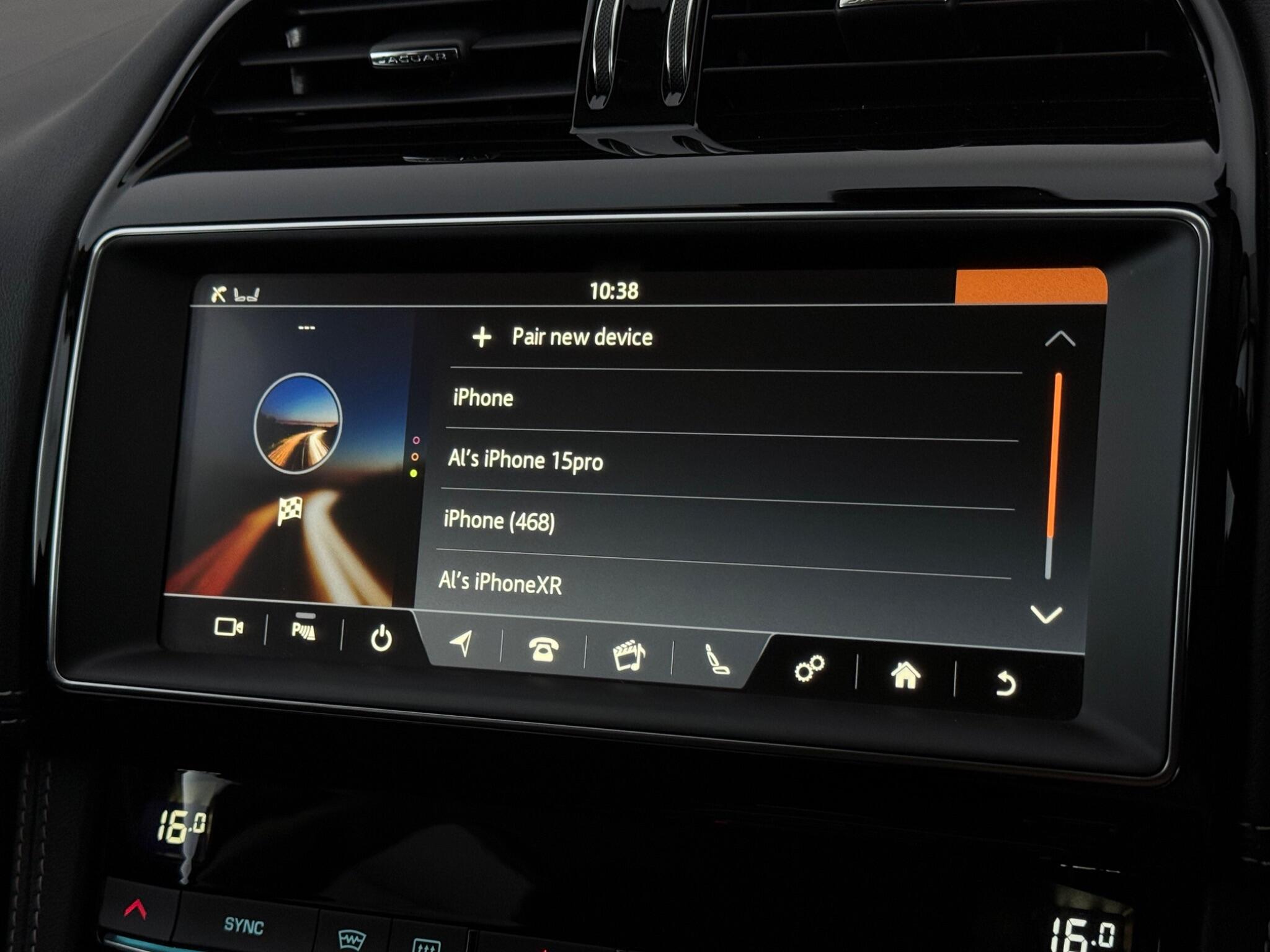 Jaguar F-Pace view 21