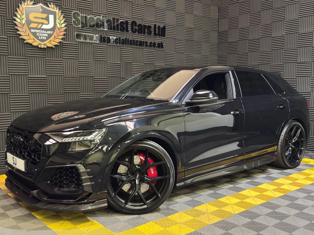 Audi RSQ8 view 28