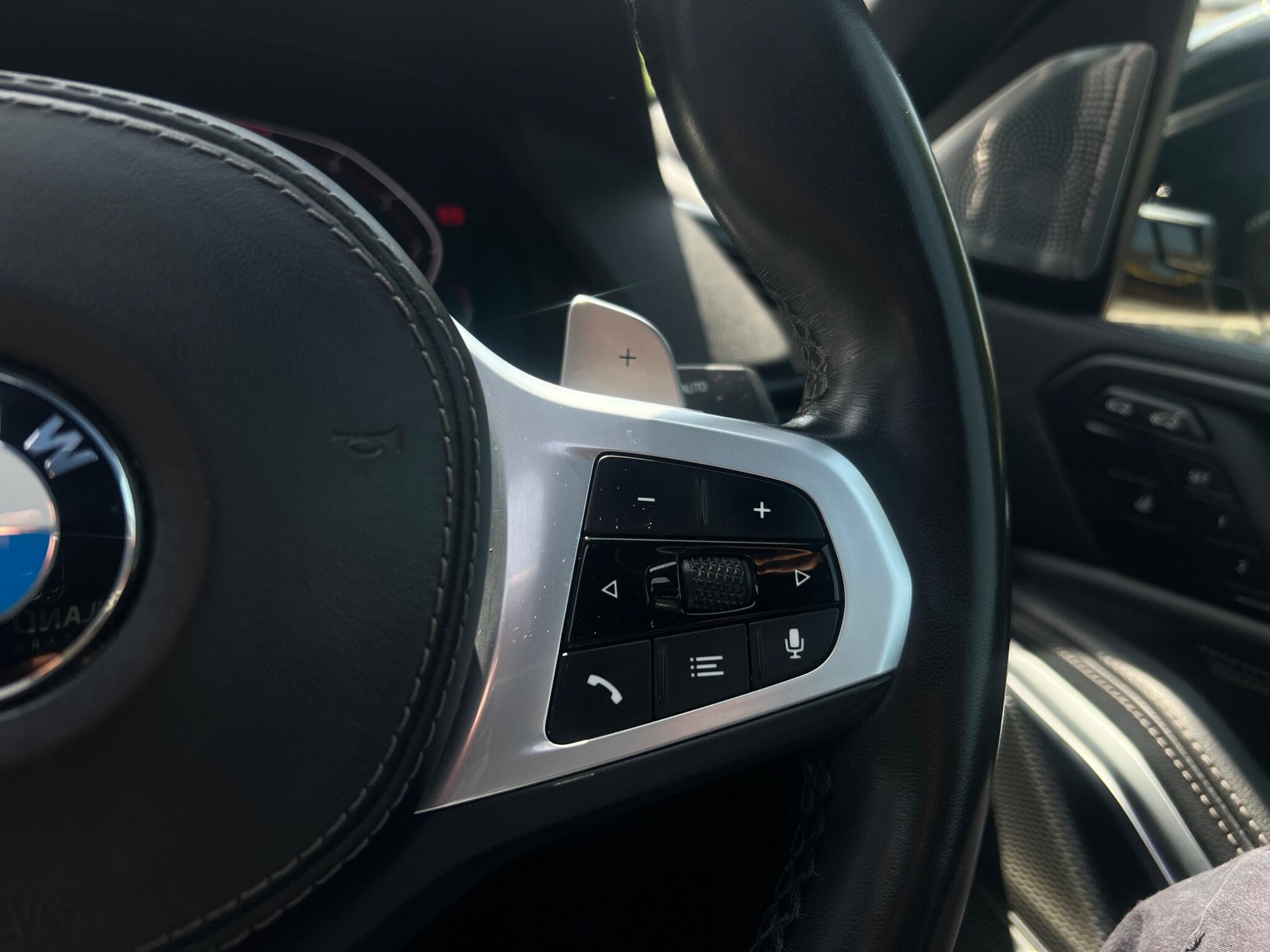 BMW X6 view 47