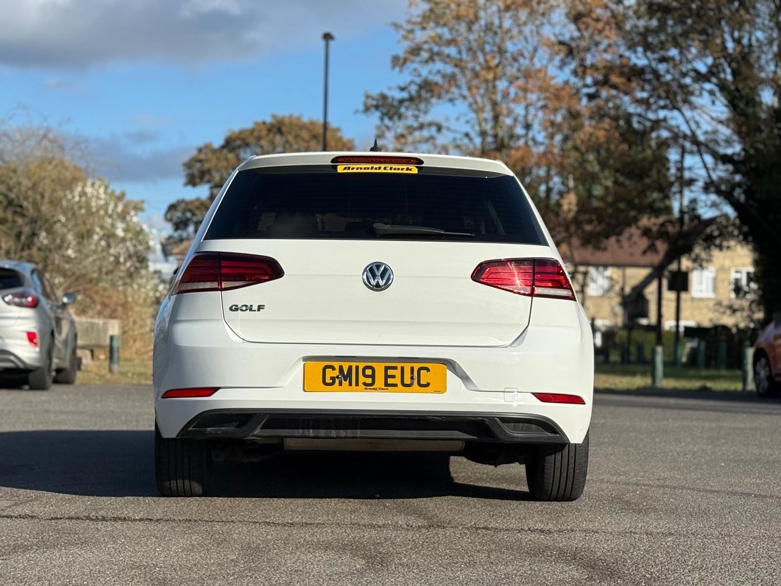 Volkswagen Golf view 15