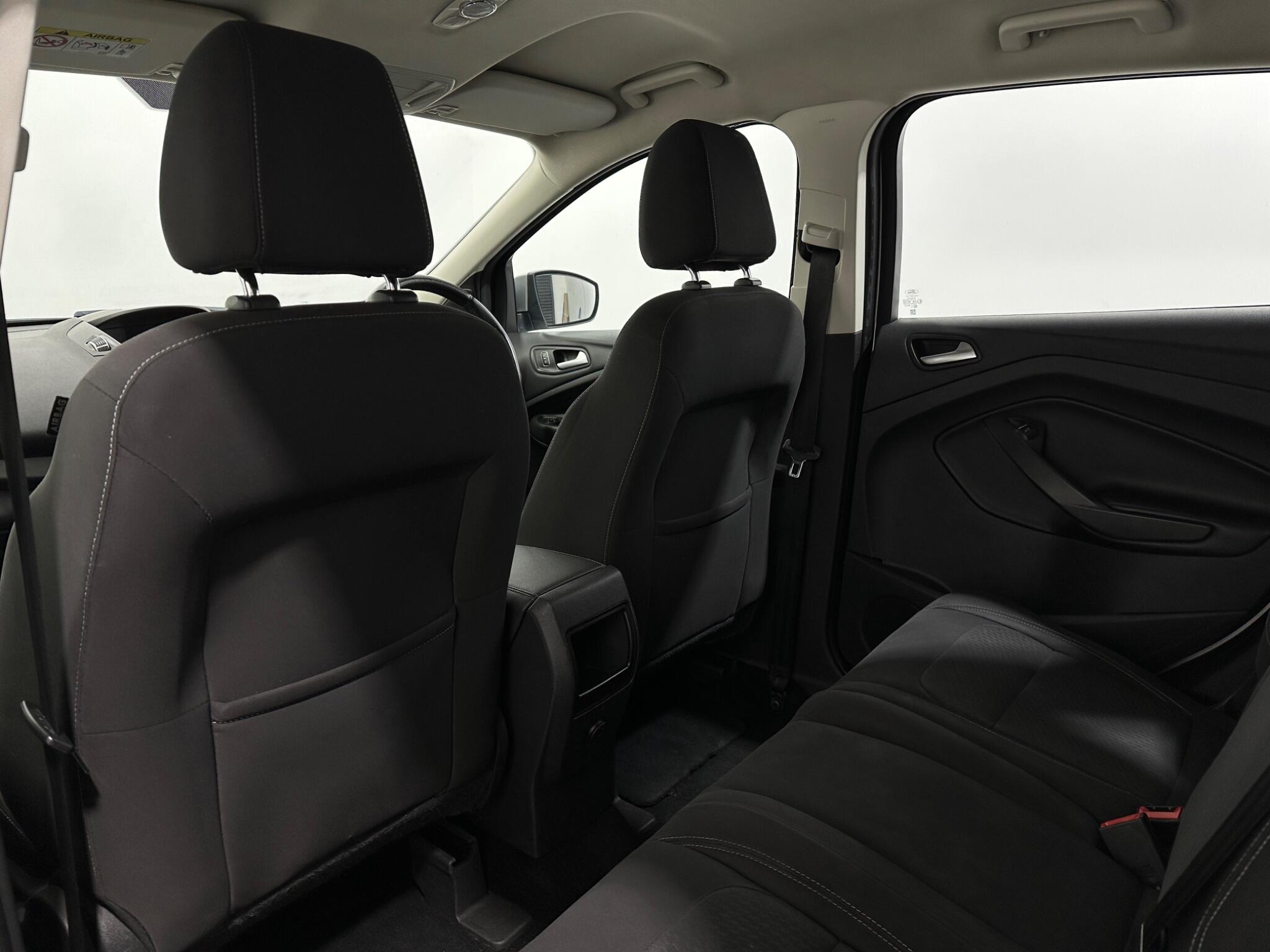 Ford Kuga view 37