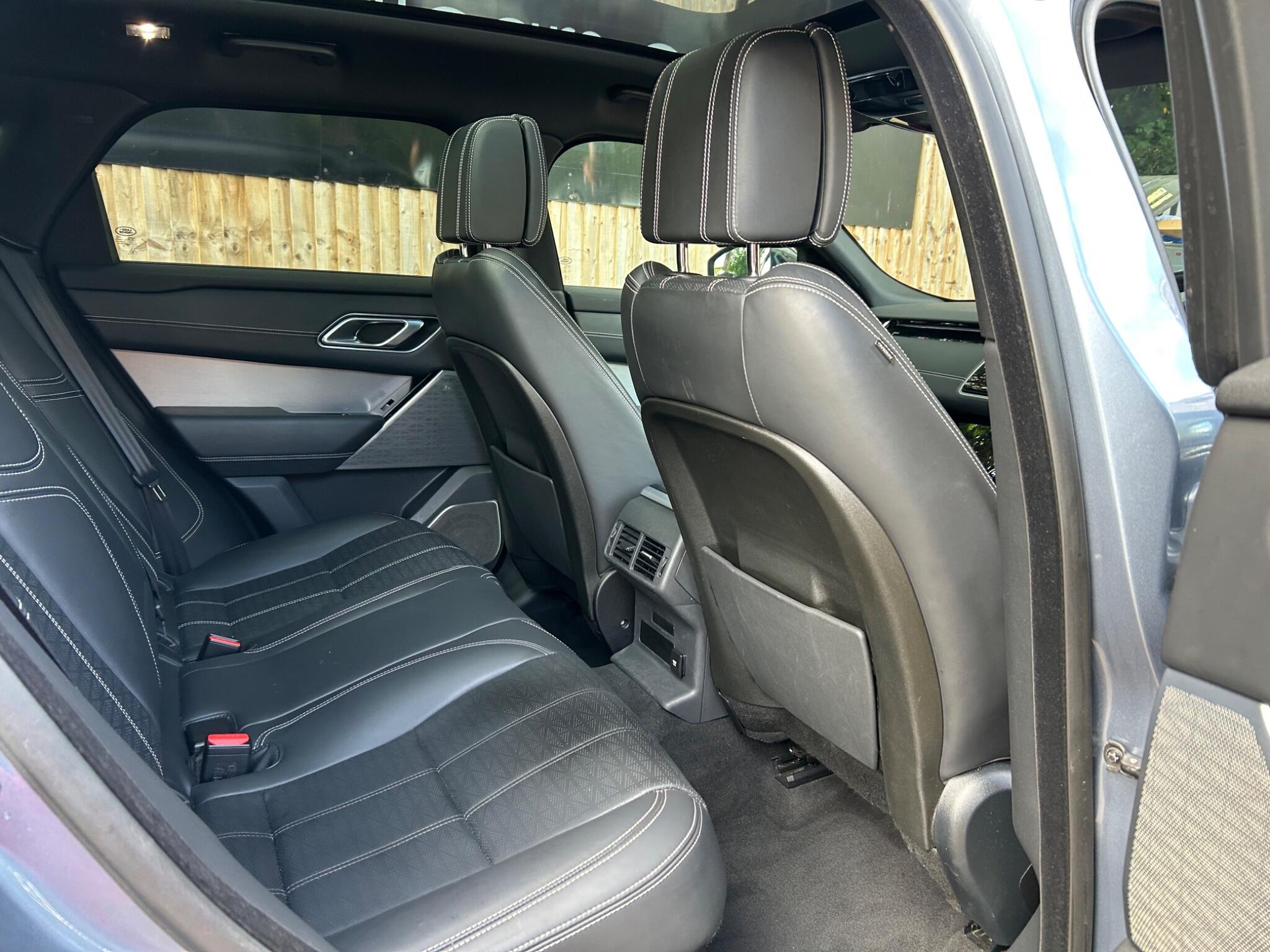 Land Rover Range Rover Velar view 44