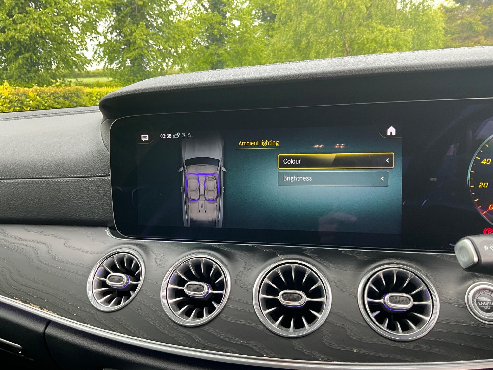 Mercedes-Benz E Class view 28