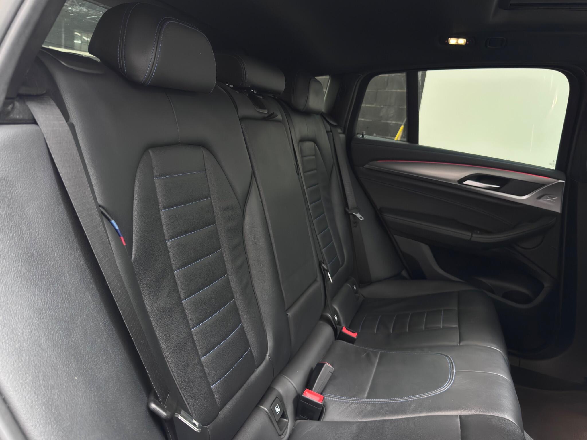 BMW X4 view 52