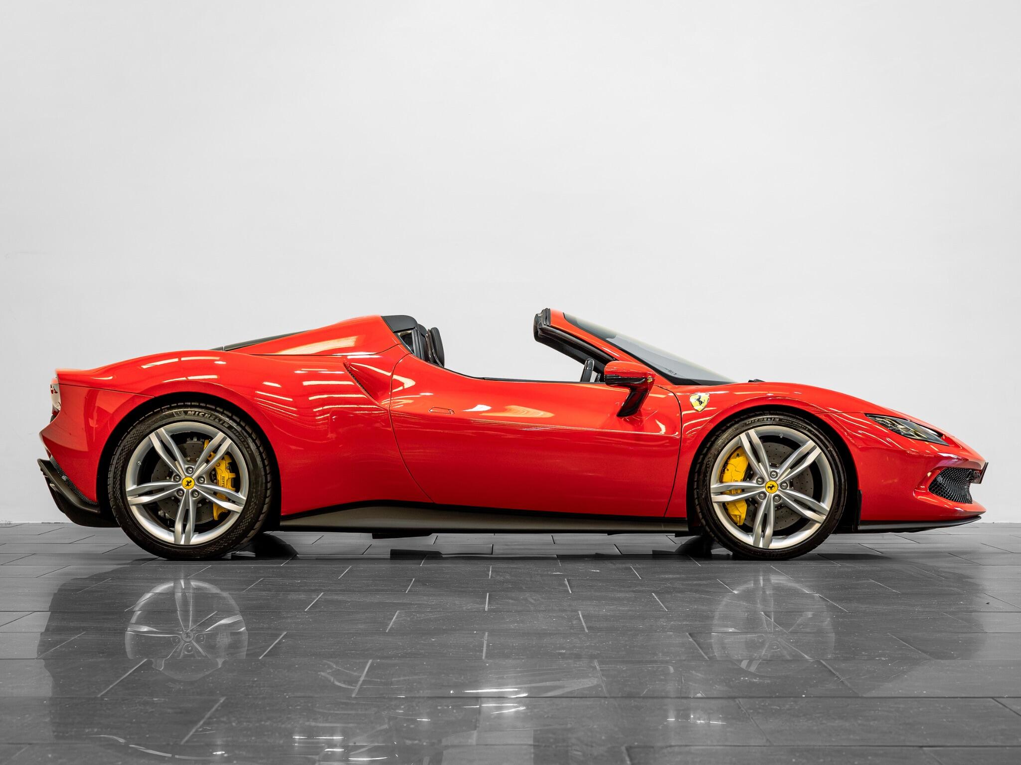 Ferrari 296 GTS view 7