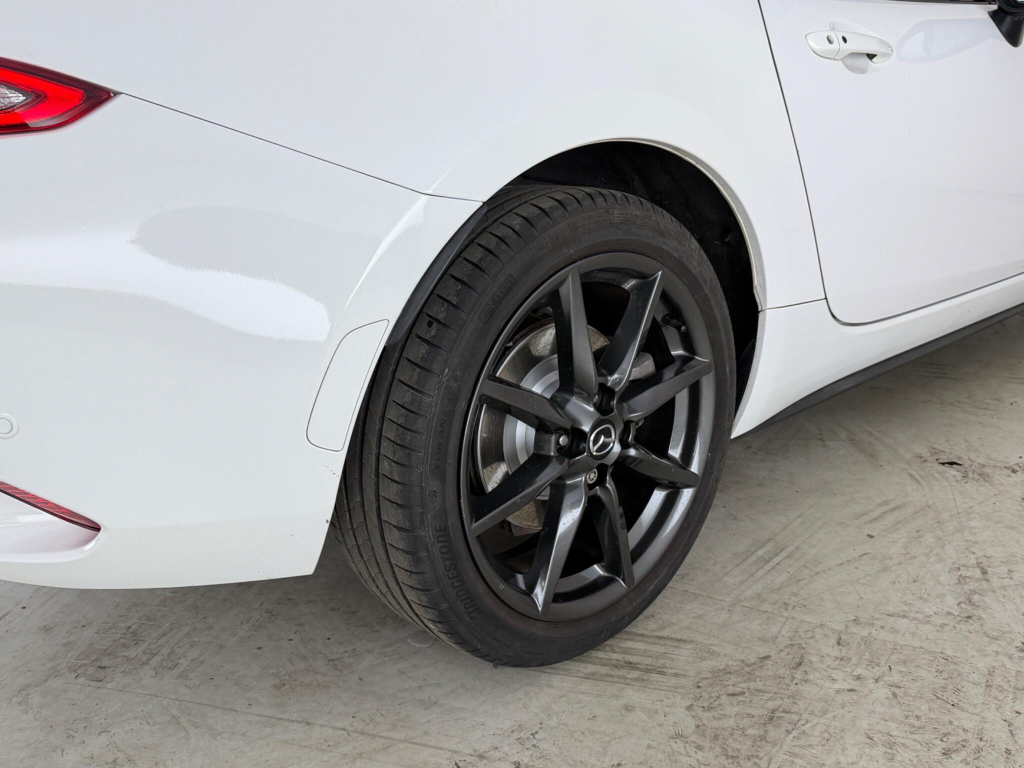 Mazda MX-5 view 12