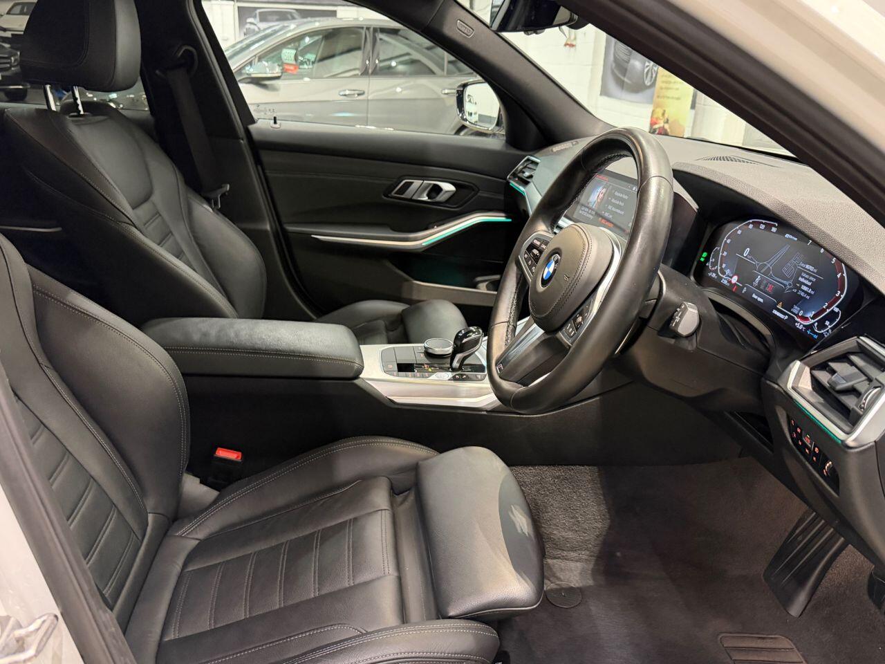 BMW 3 Series view 36