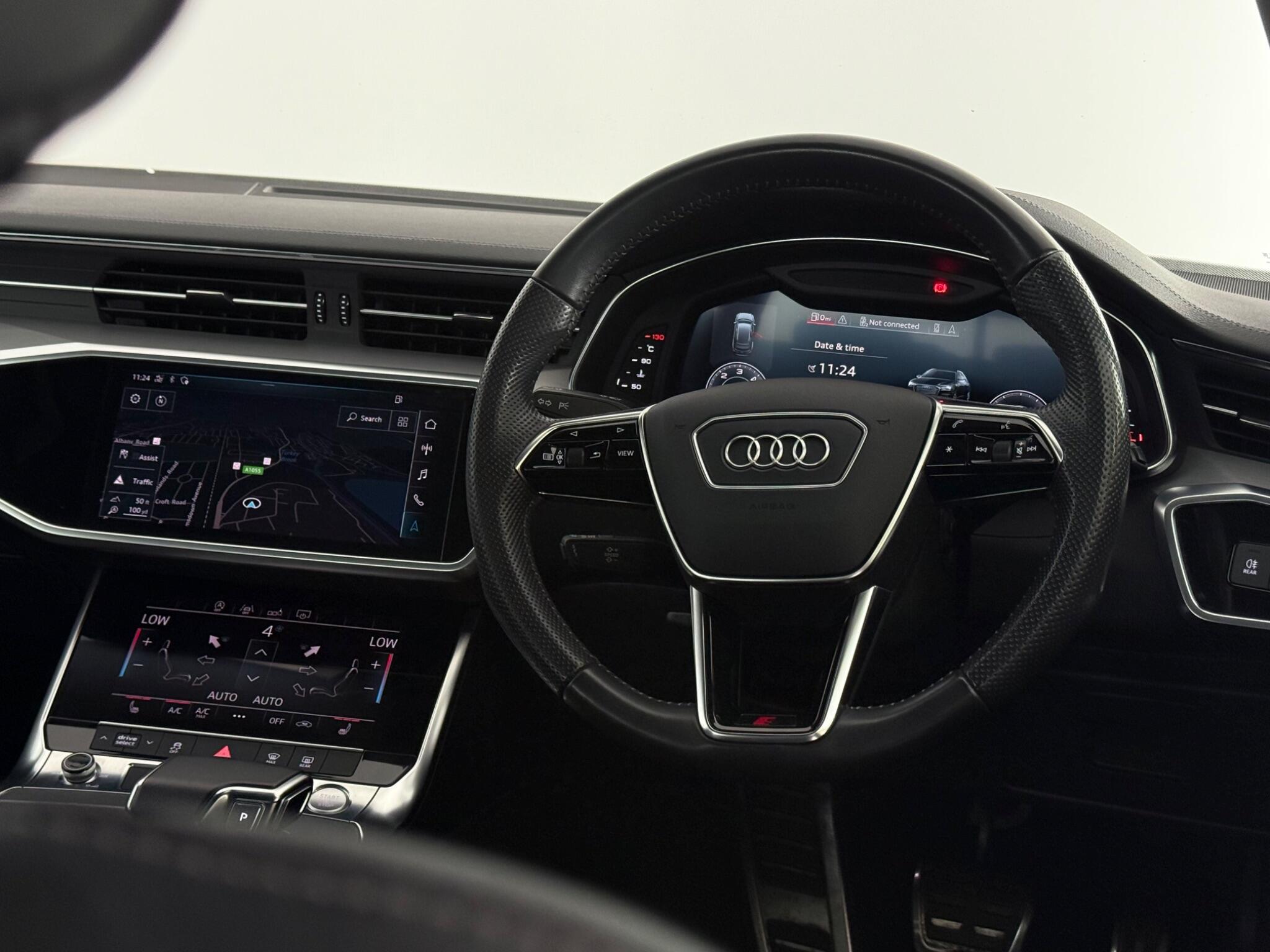 Audi A6 view 13