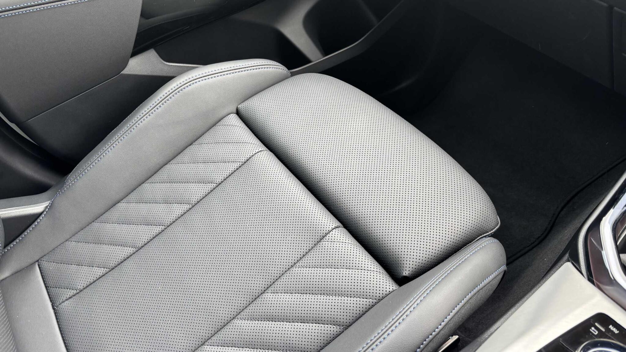 BMW X3 view 27