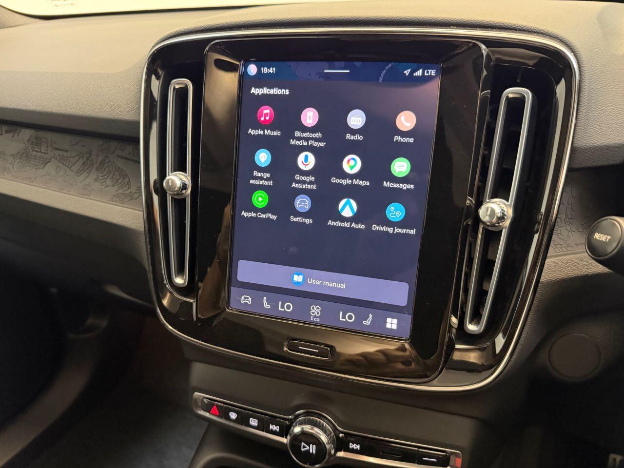Volvo C40 view 27