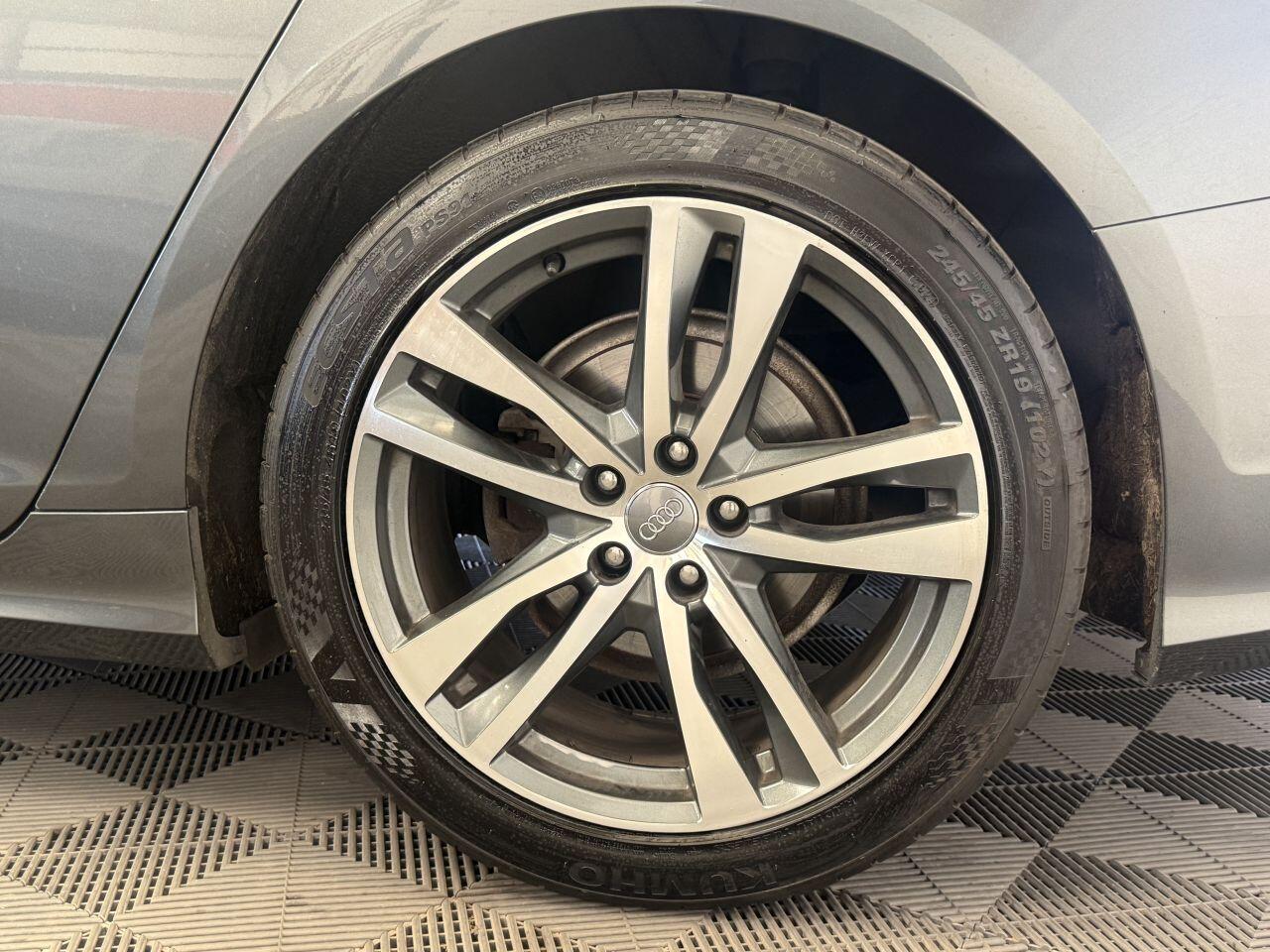 Audi A6 Avant view 21