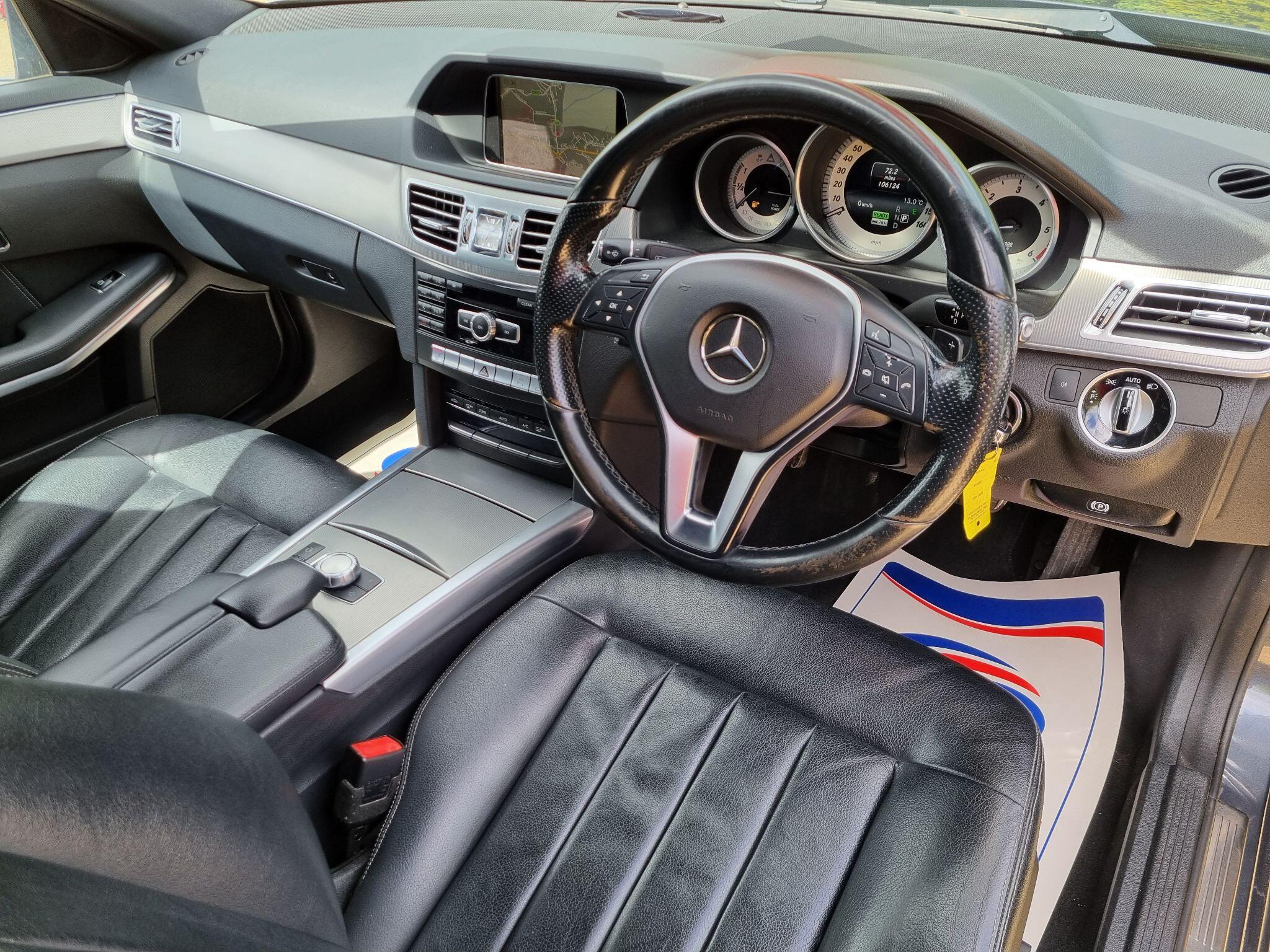 Mercedes-Benz E Class view 31
