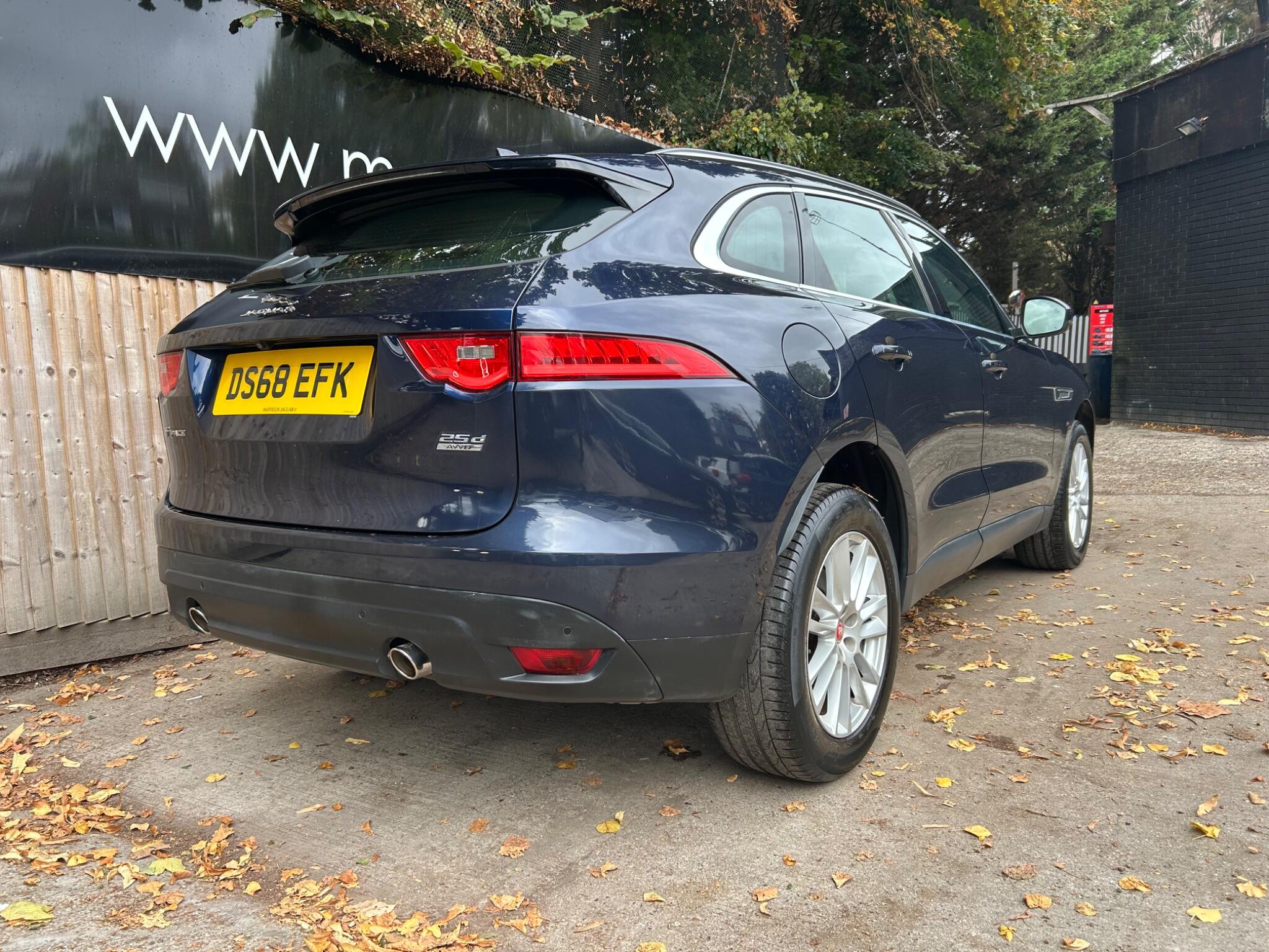 Jaguar F-Pace view 20