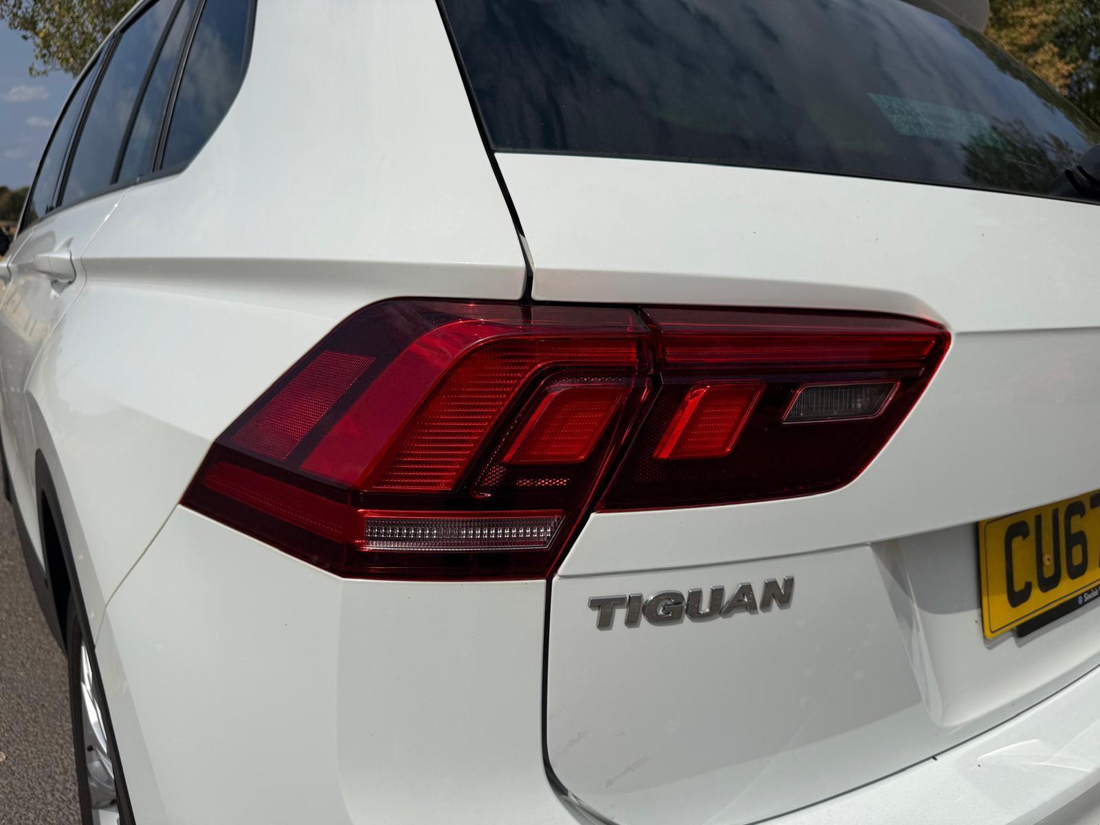 Volkswagen Tiguan view 36