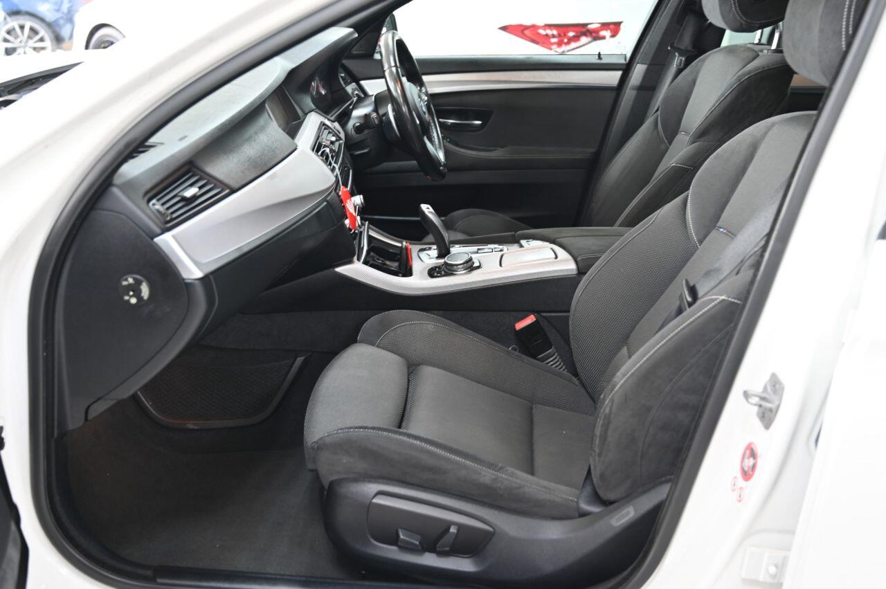 BMW 5 Series view 12