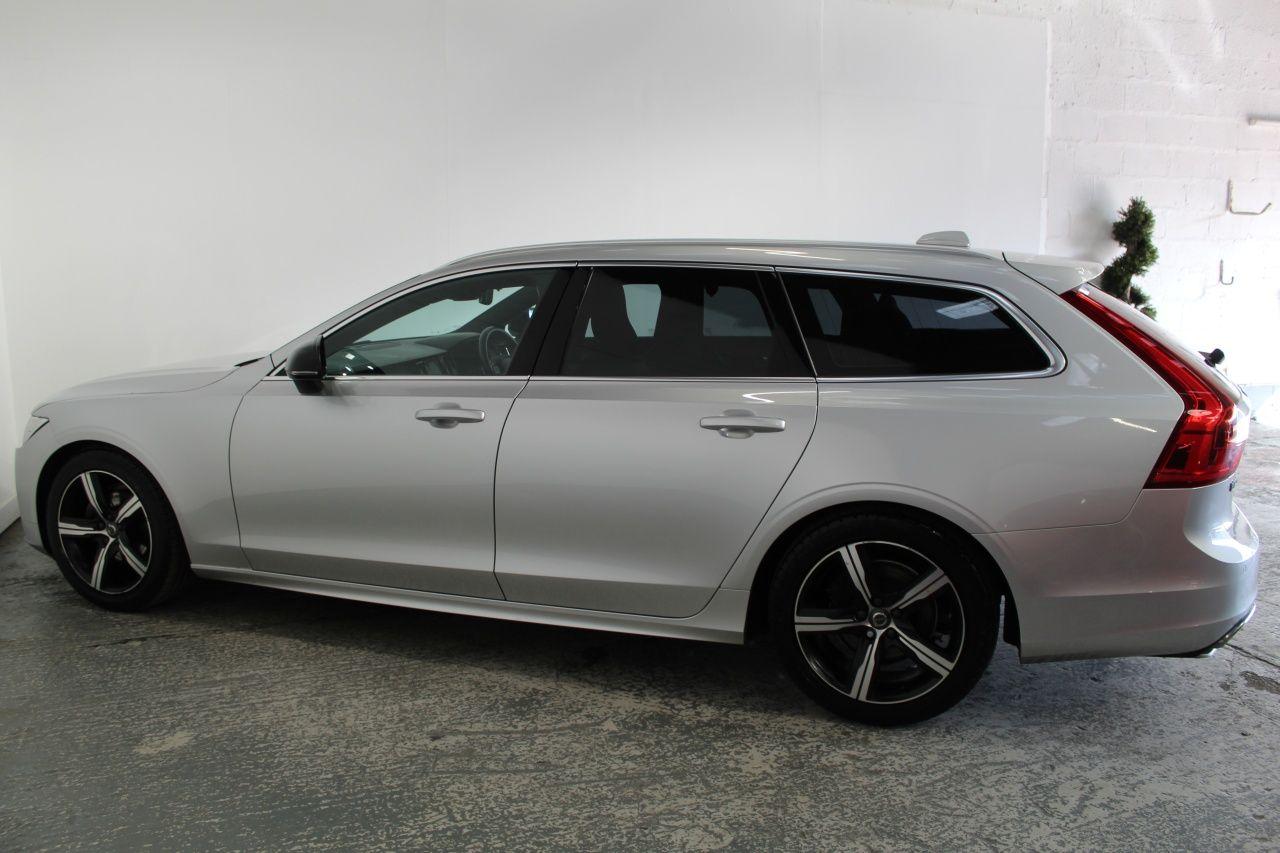 Volvo V90 view 10