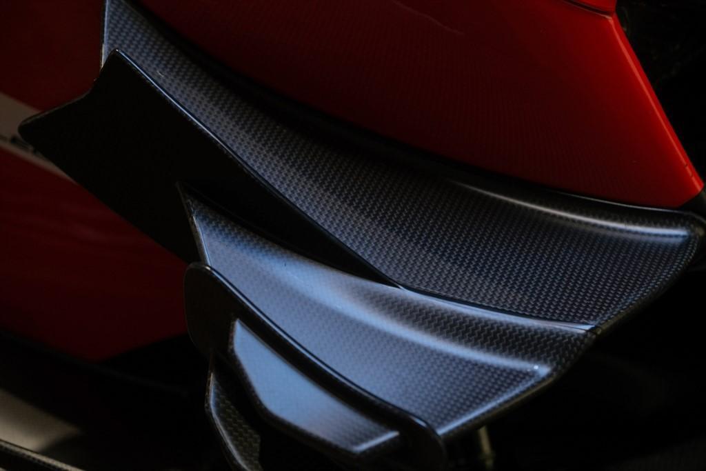 Ducati Superleggera V4 view 12