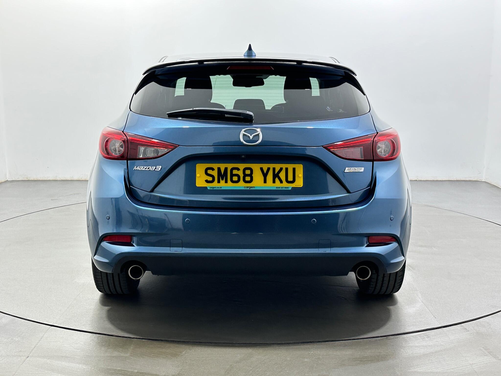 Mazda Mazda3 view 7
