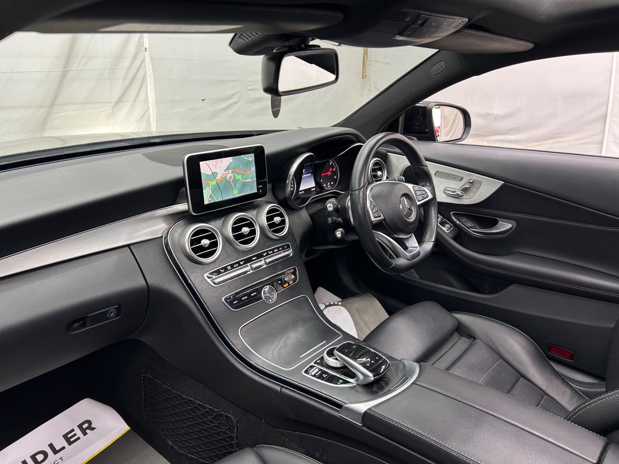 Mercedes-Benz C-Class view 17