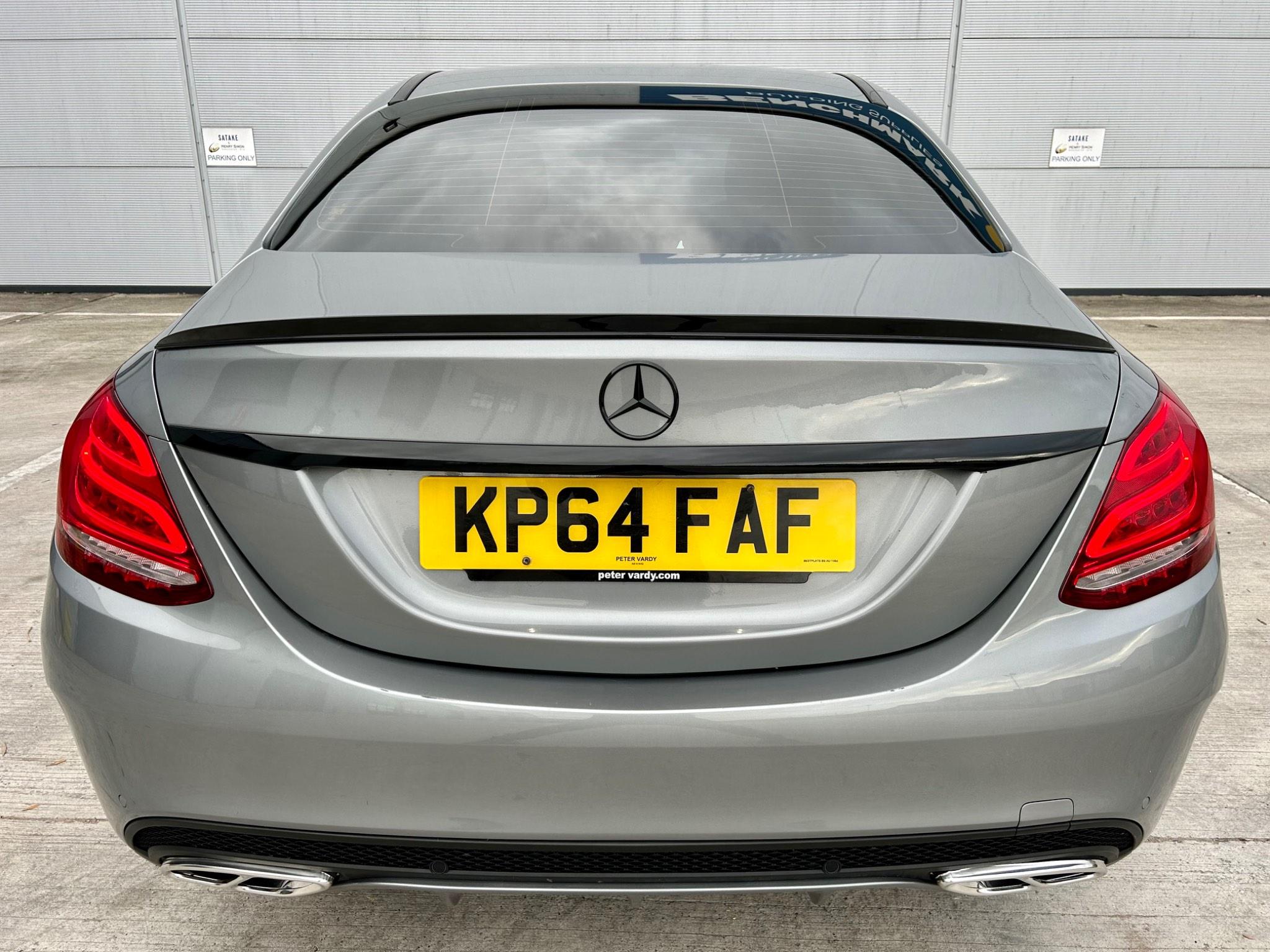 Mercedes-Benz C-Class view 5