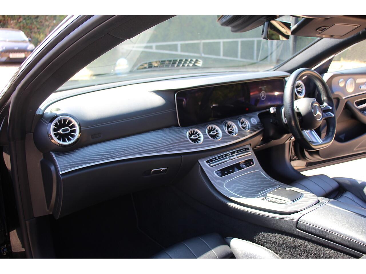 Mercedes-Benz E Class view 15