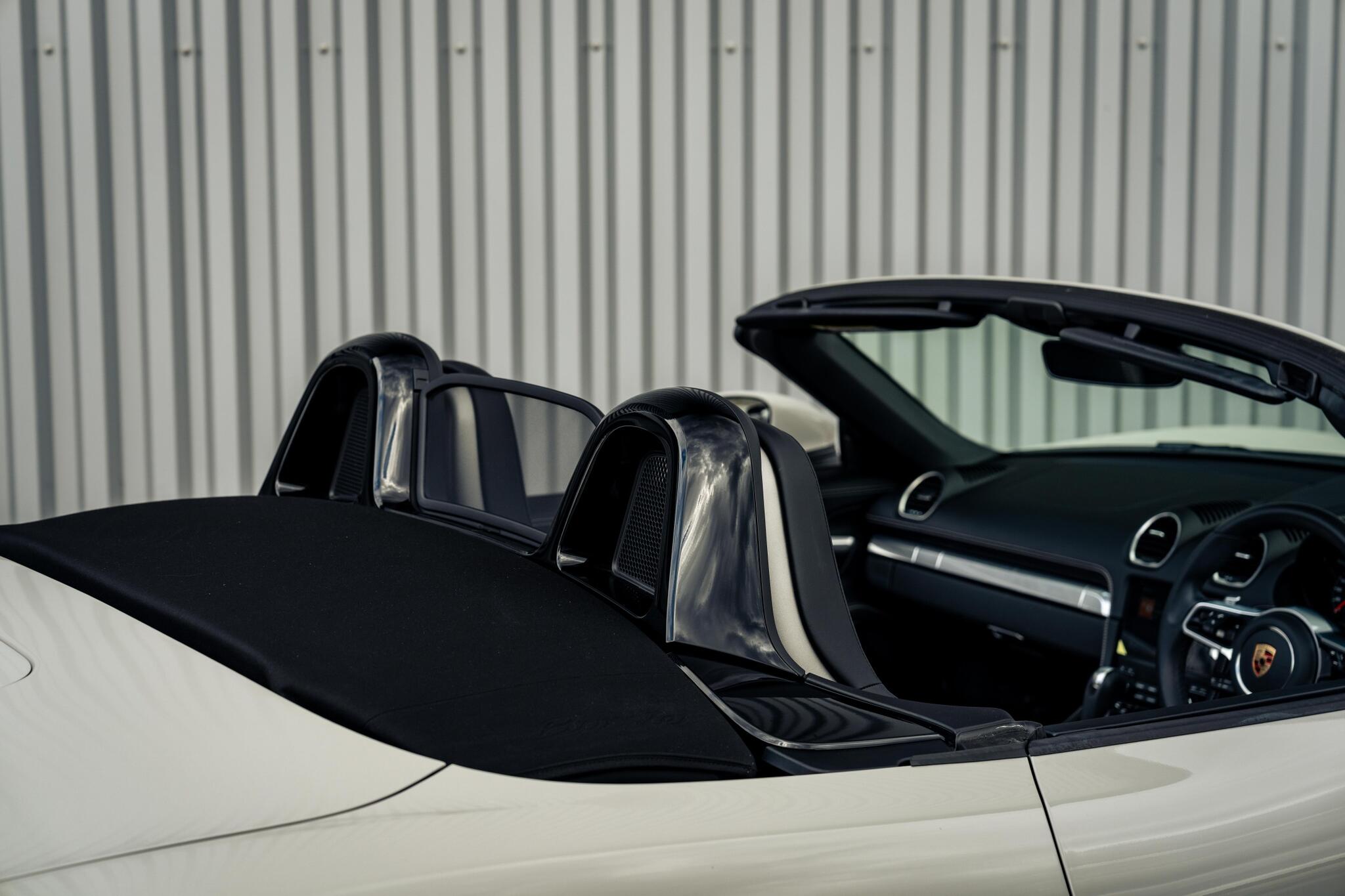 Porsche 718 Boxster view 10